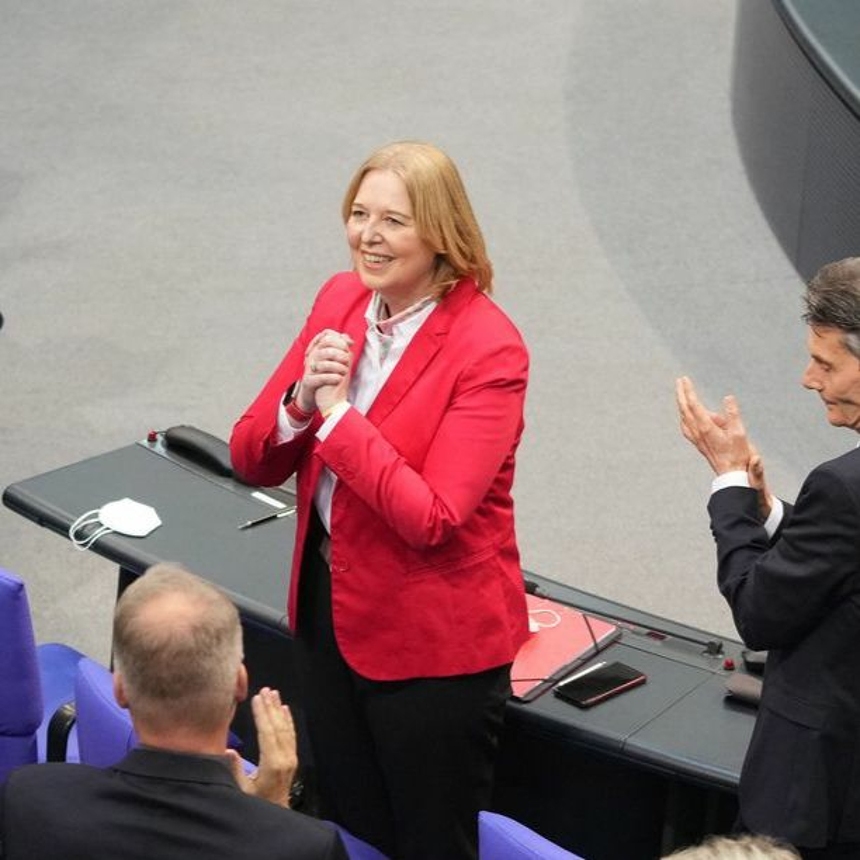Episode 107. Bundestag. Bokmesse. Bild.
