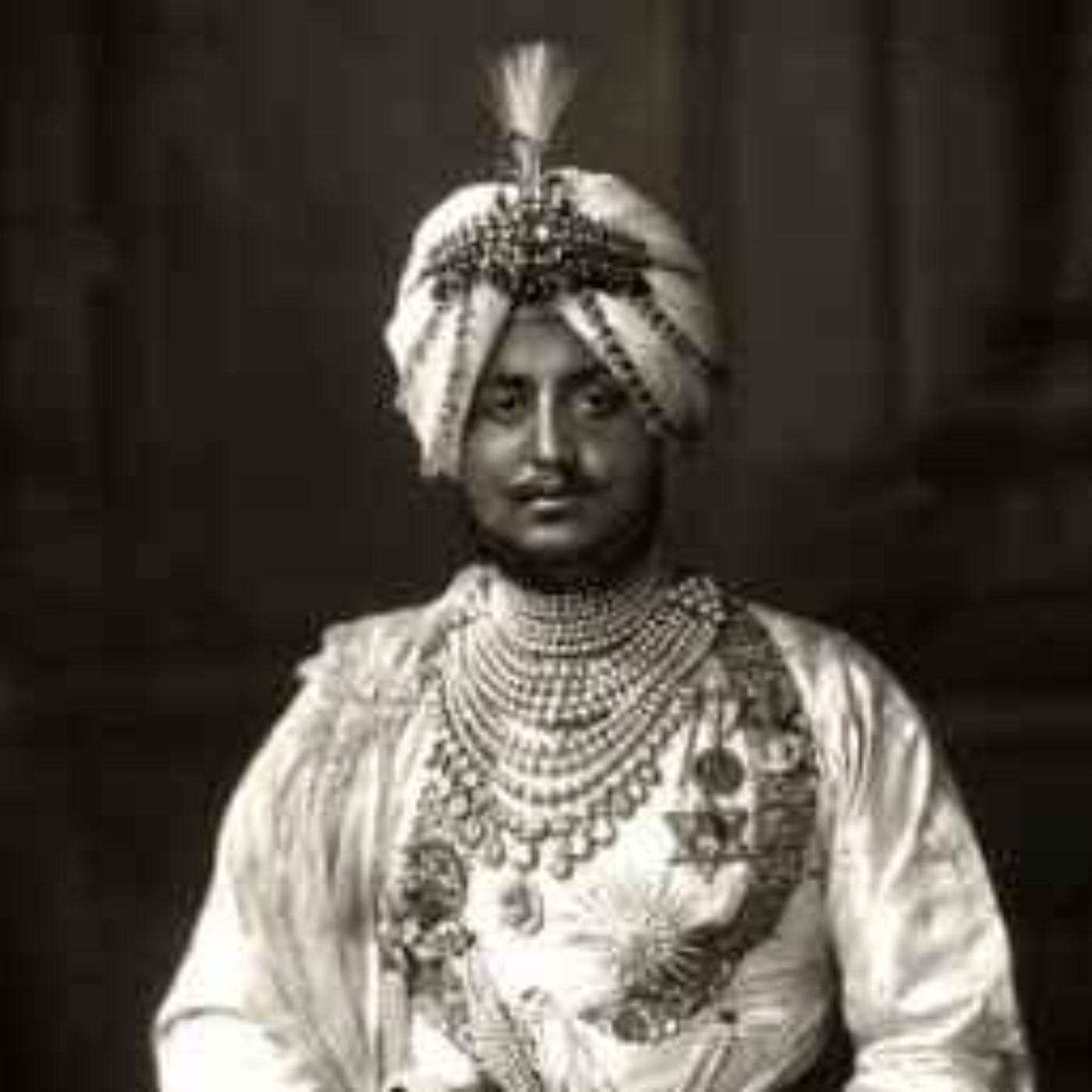 18. Maharaja Bhupinder Singh – Indiens playboy-prins med 365 fruar och en pool för elefanter episode artwork
