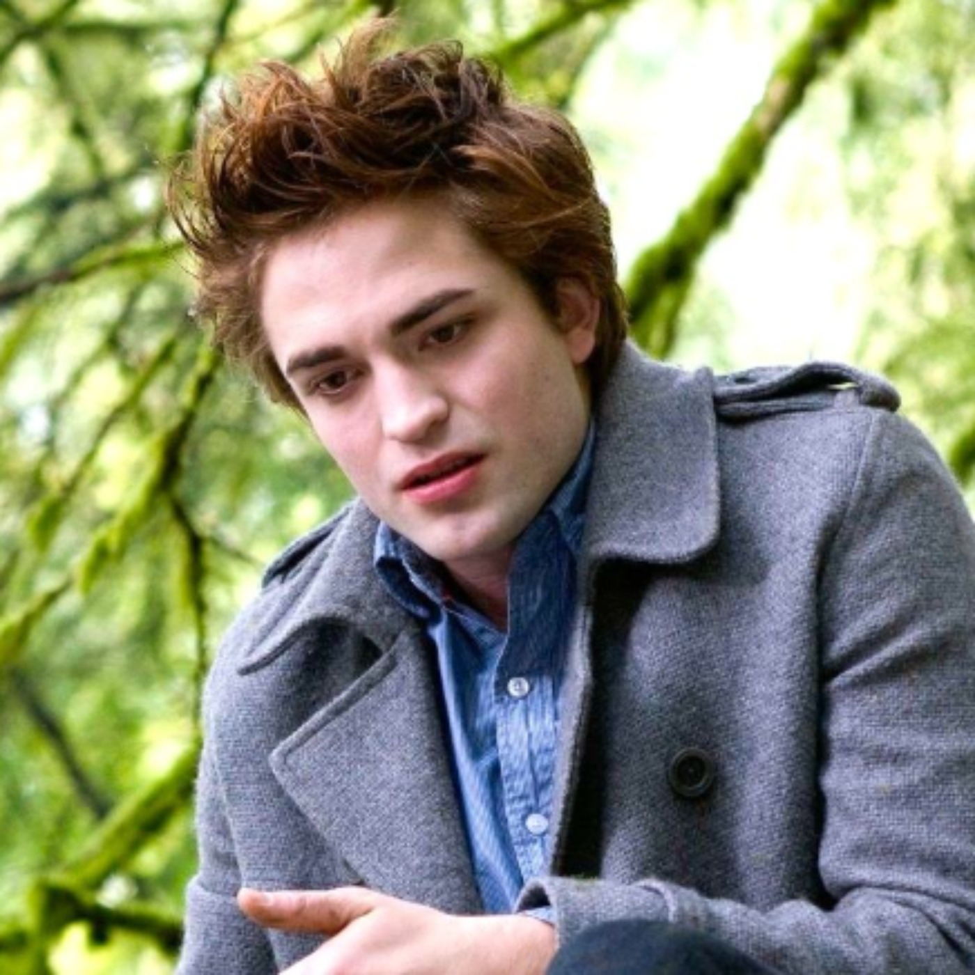 Robert Pattinson Tells TWILIGHT Haters to Move On; ‘Are You Still Stuck on That S—?’