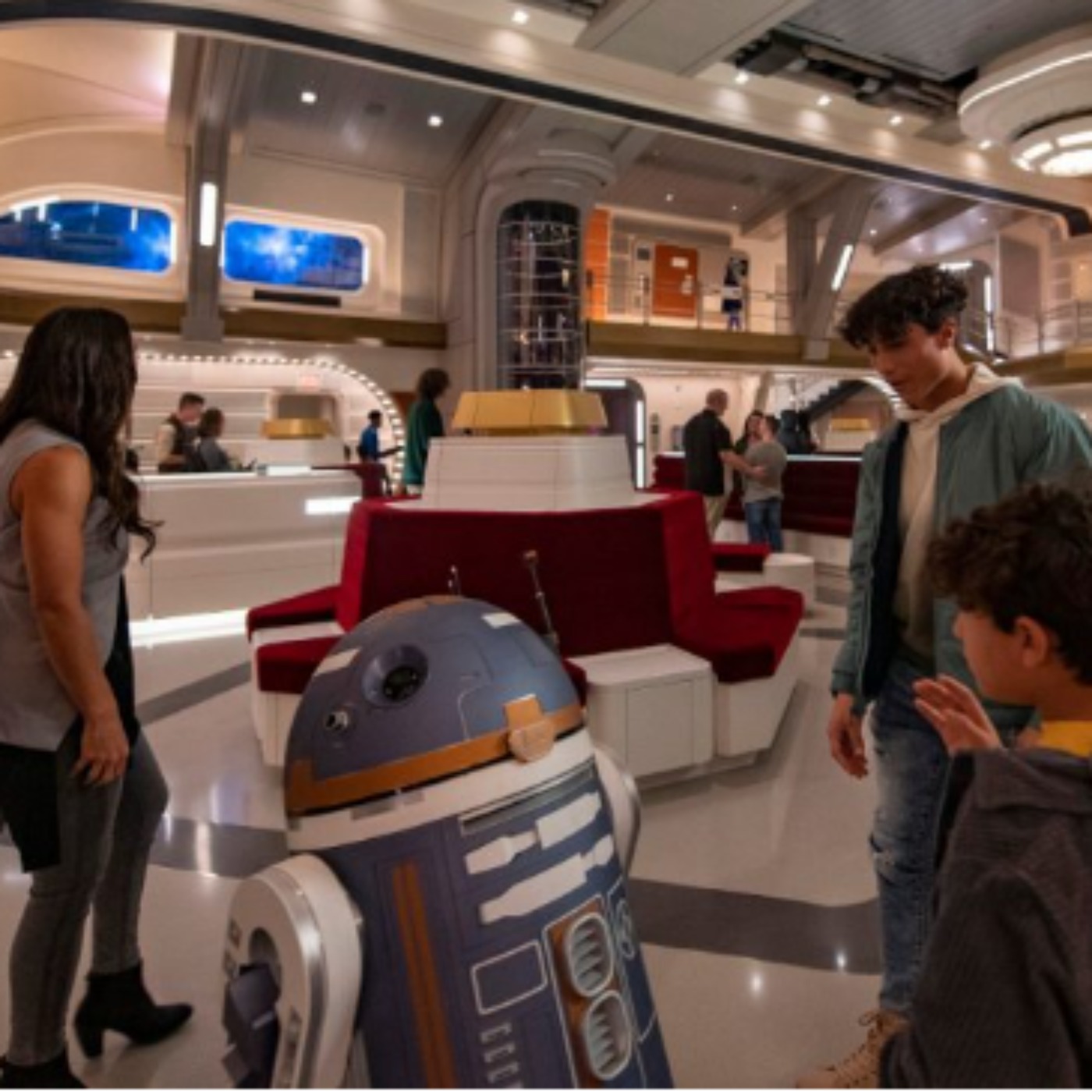 Disney’s STAR WARS Hotel Is Heading From Outer Space Into Office Space
