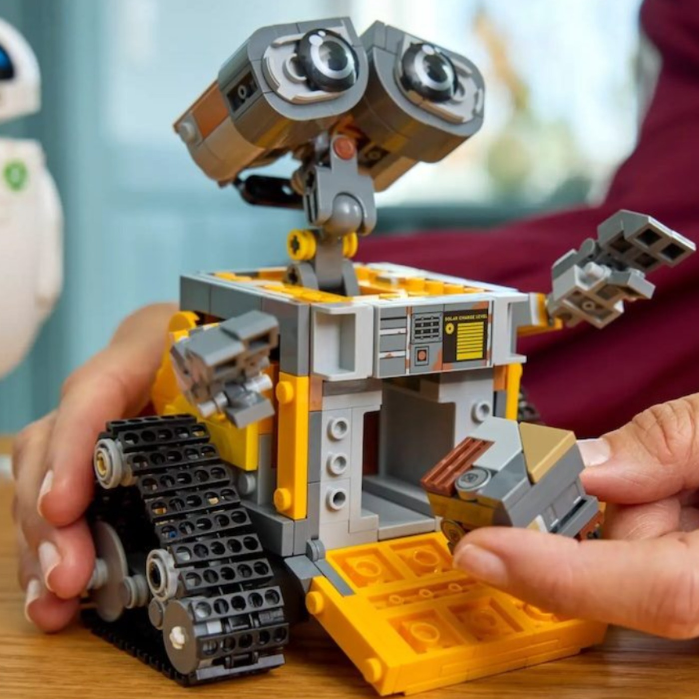 LEGO’s New WALL-E and EVE Set Celebrates Pixar’s Iconic Robot Romance