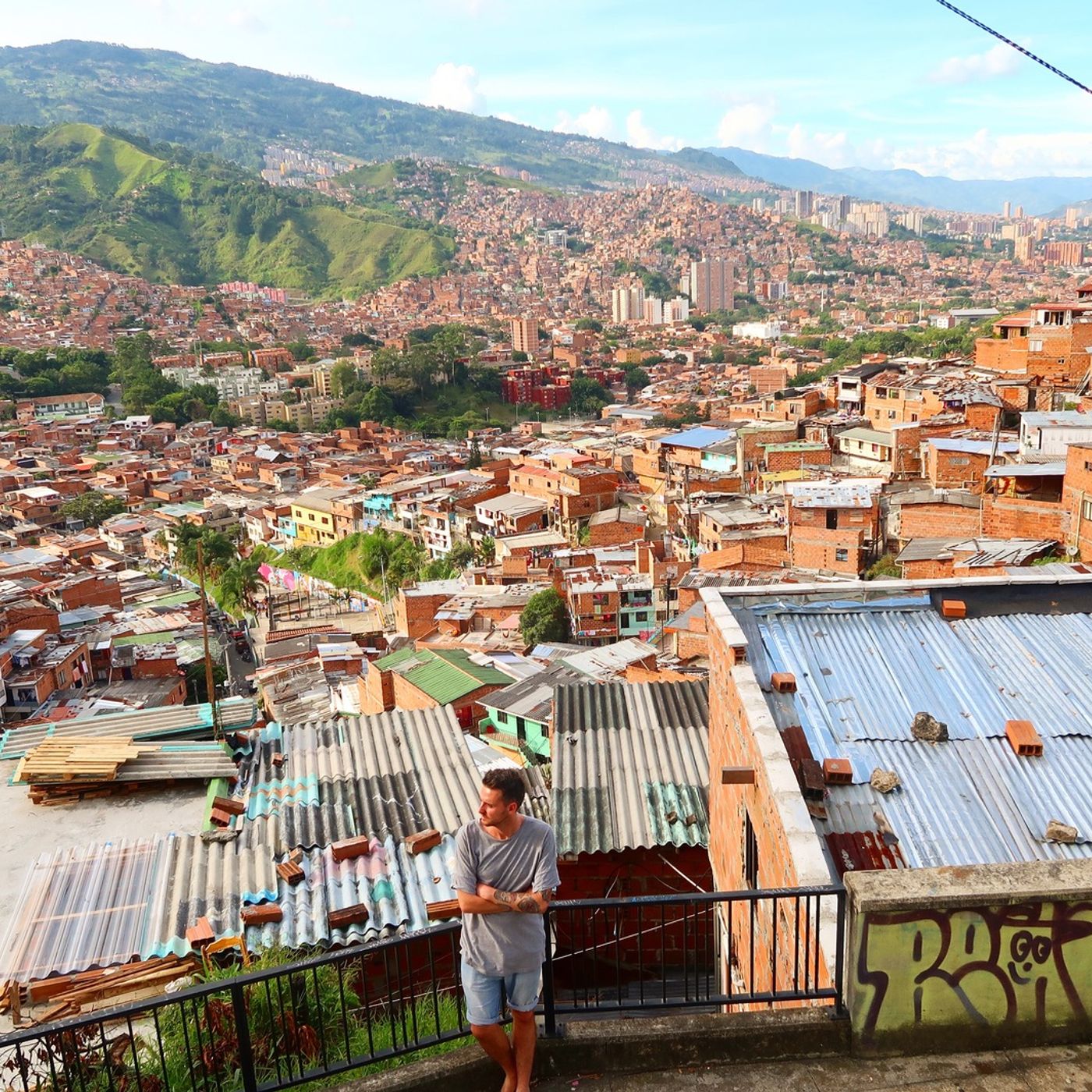 S4 Ep11: Colombia - Drug Wars, Motorbikes & Stereotypes