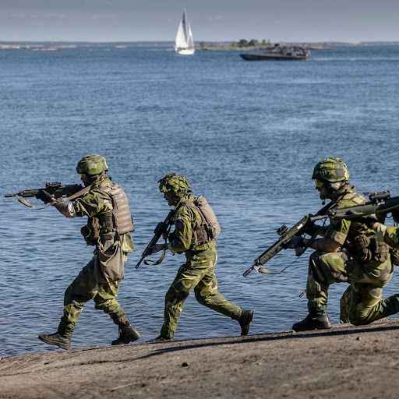 Противотанковые ежи, растяжки, окопы: раскрыты секретные военные планы восточного фланга НАТО episode artwork