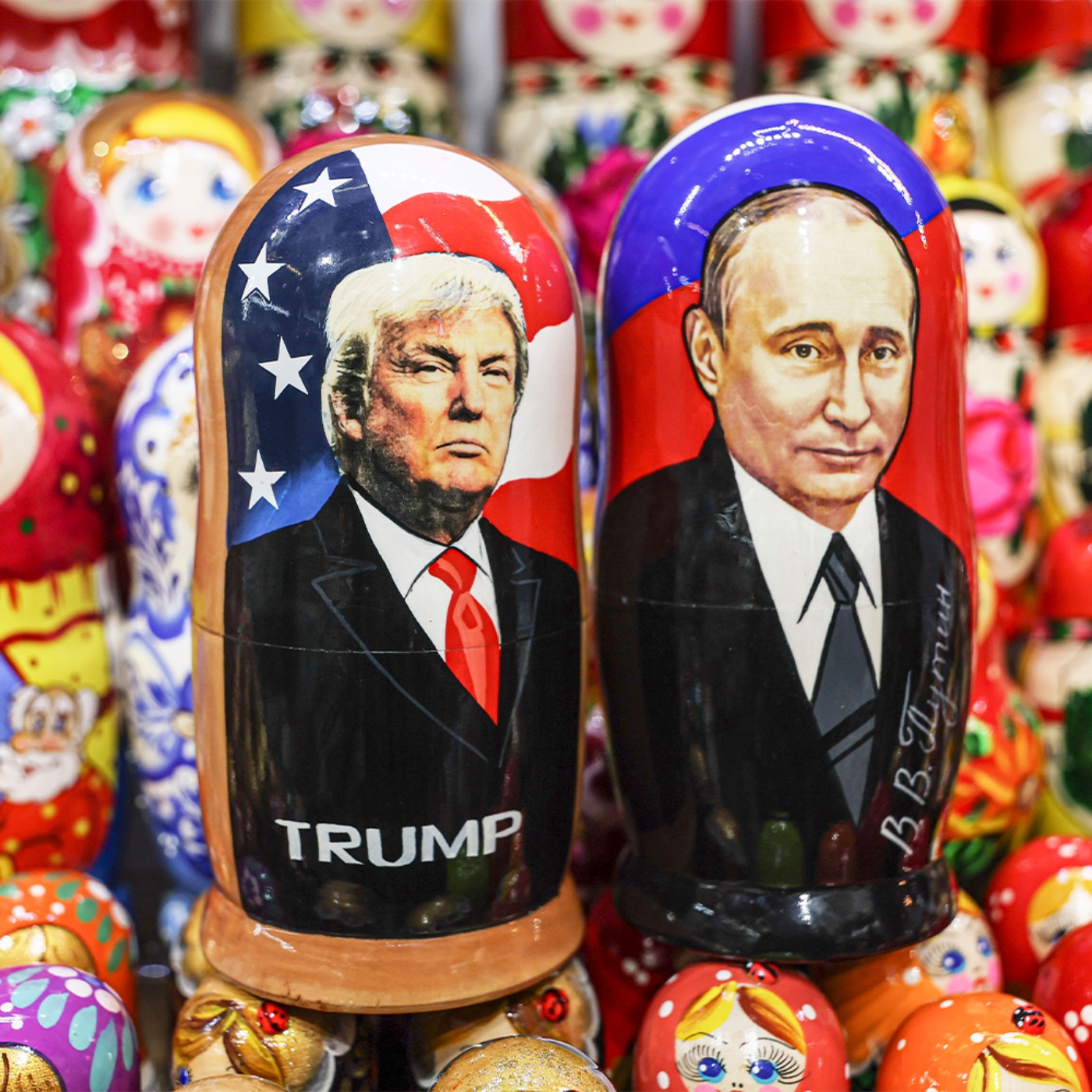 Трамп позволит Путину сохранить захваченные у Украины территории, а под Москвой взрыв уничтожает склад боеприпасов episode artwork