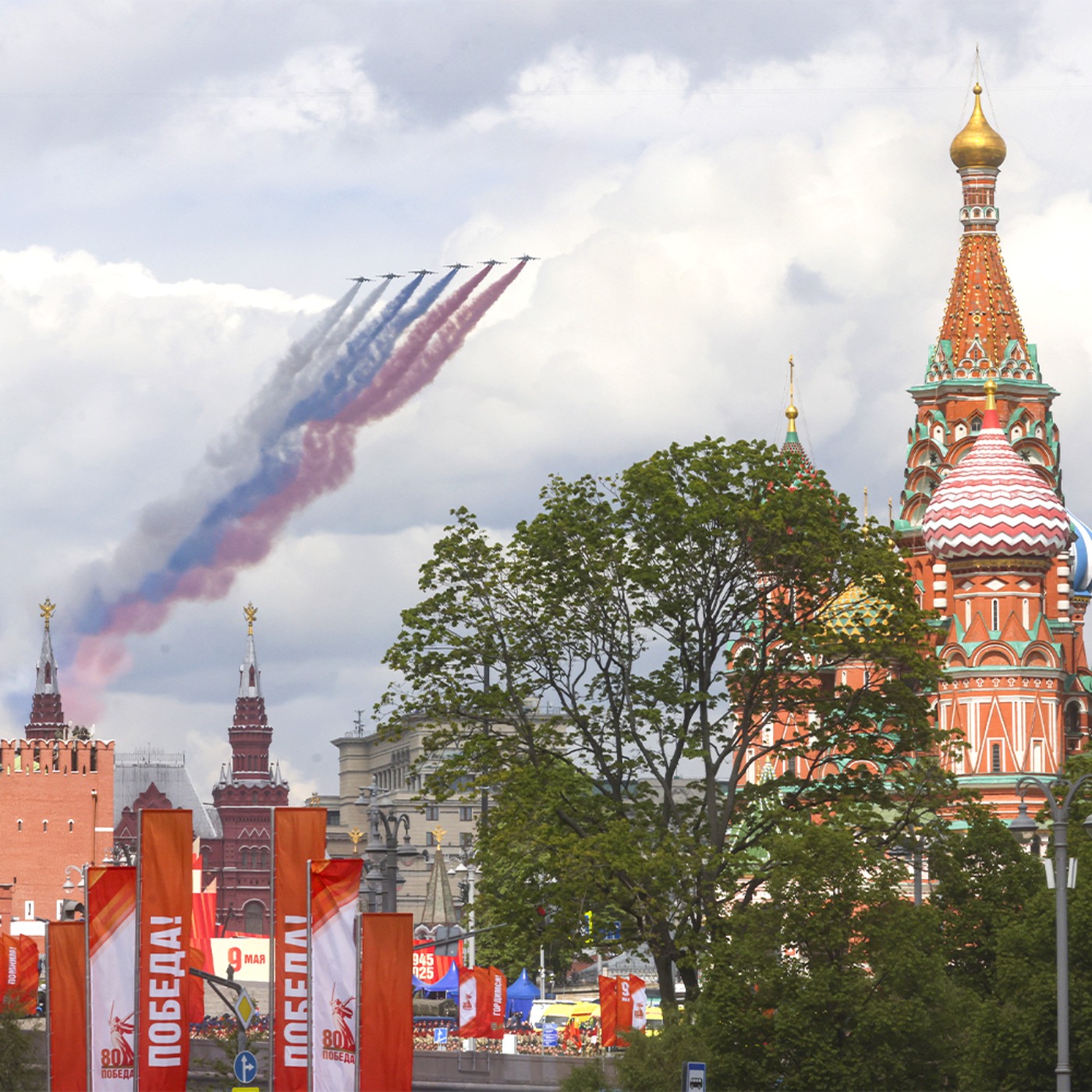 Военная машина Путина пылает! Россия обнажает фронт ради защиты Москвы, Байден атакует Трампа за «умиротворение» episode artwork
