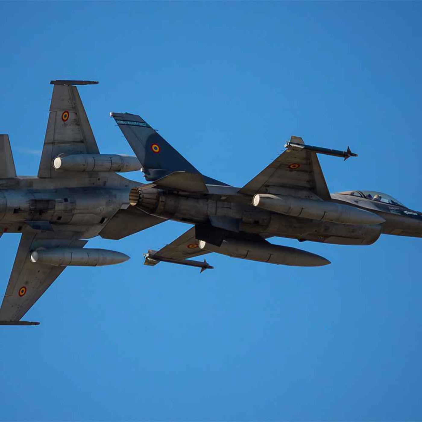 F-16 уничтожили российский дрон в Румынии, а украинские диверсанты пустили под откос поезда и взорвали российских военных