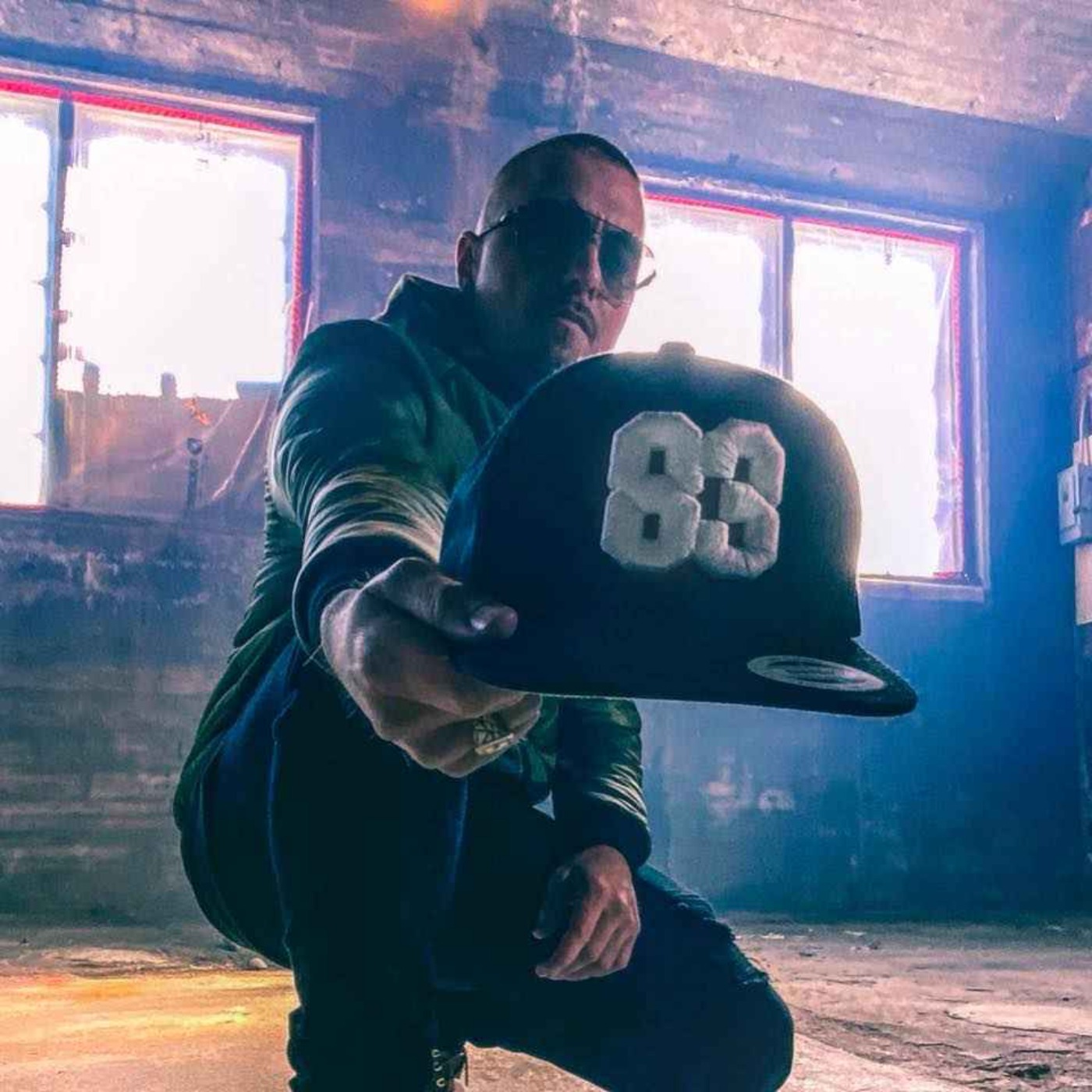 LARRY PIS SA GANG | CJMD 96,9 LÉVIS