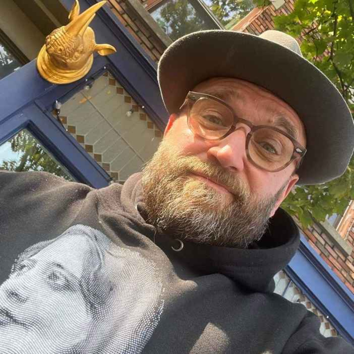 Fred Poitras et Rémy brassent Laurent sur son côté « Needy » episode artwork