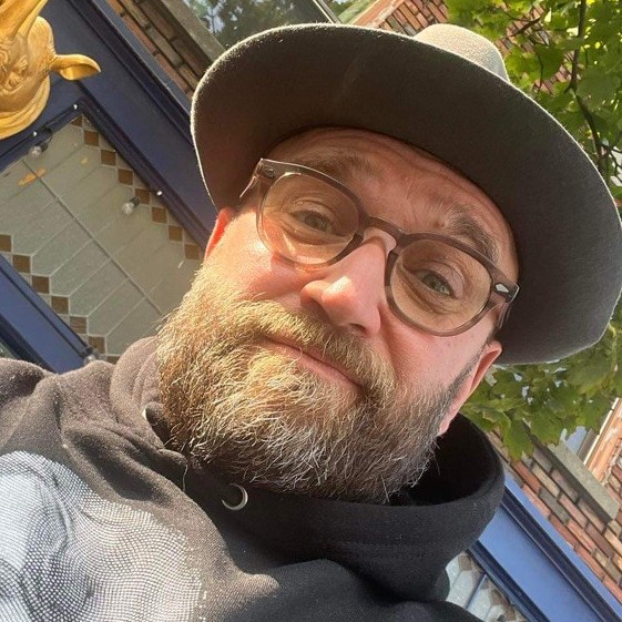 Fred Poitras : Angine de Poitrine à TLMEP...j'ai eu un semi-croquant culturel! episode artwork