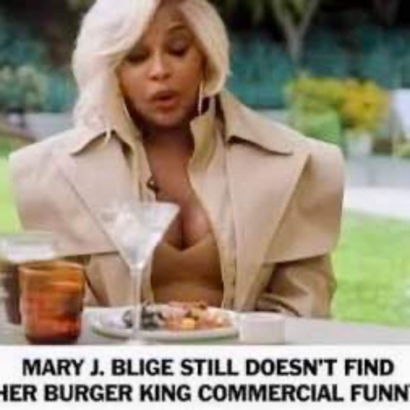 MARY J BLIGE vs CHICKENs FROM THE BURGER KING 👑 episode artwork