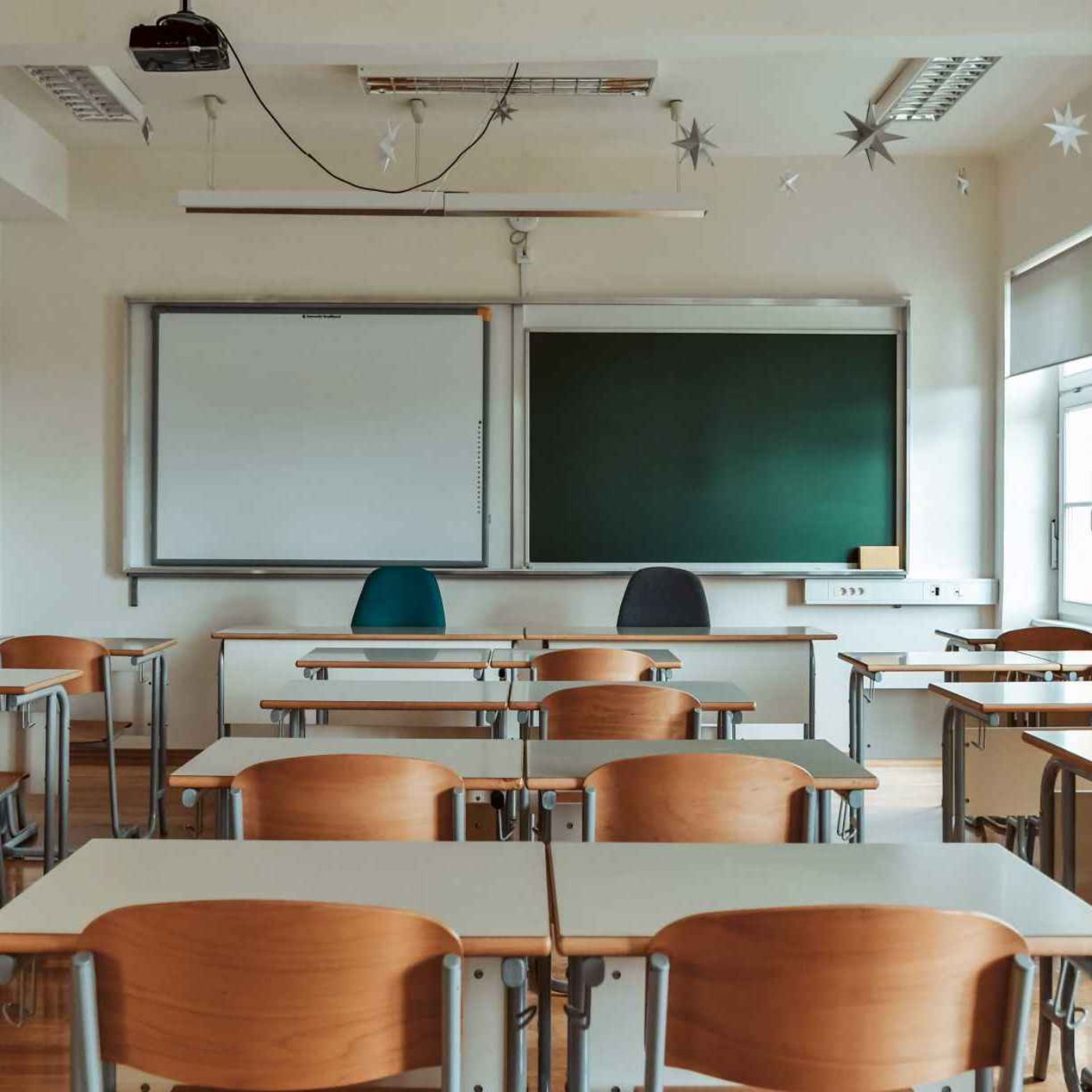 "Minister for Education Must Address School Place Shortage in Dunshaughlin", Says Meath-East TD episode artwork