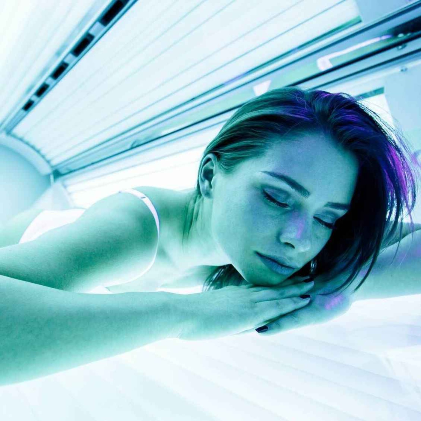 'No Safe Level of Exposure': Commercial Sunbeds Should be Banned, Says Expert-Led Group - 26/03/2026 episode artwork