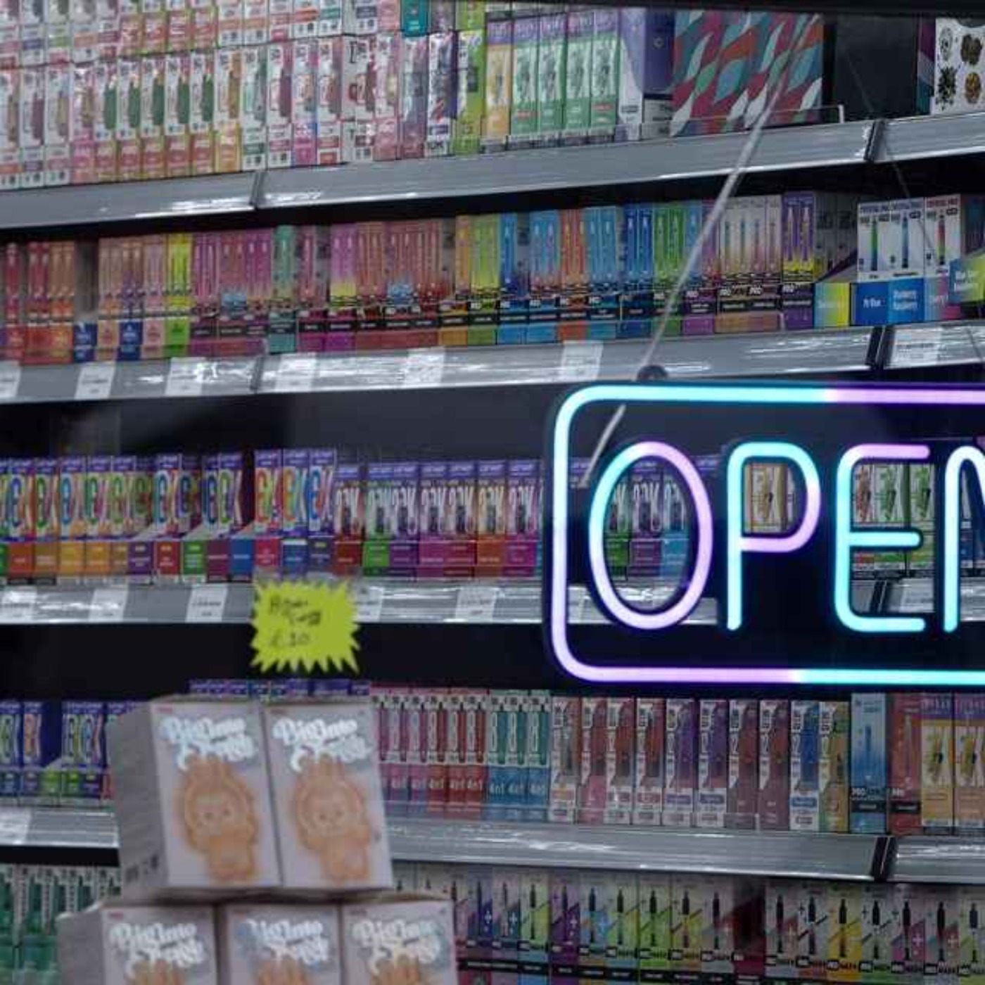 Louth Councillor Calls for Crackdown on Vape Shops Opening Near Schools - 07/04/2026