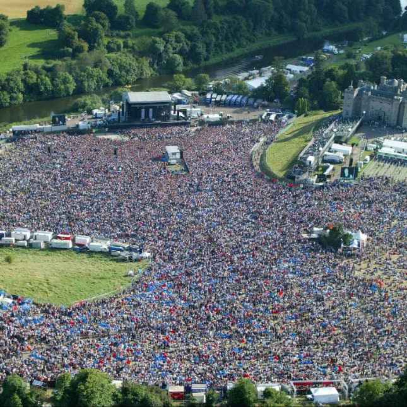 Very “Robust” Meeting Takes Place in Relation to the Two Day Concert at Slane Castle in July - 24/04/2026 episode artwork
