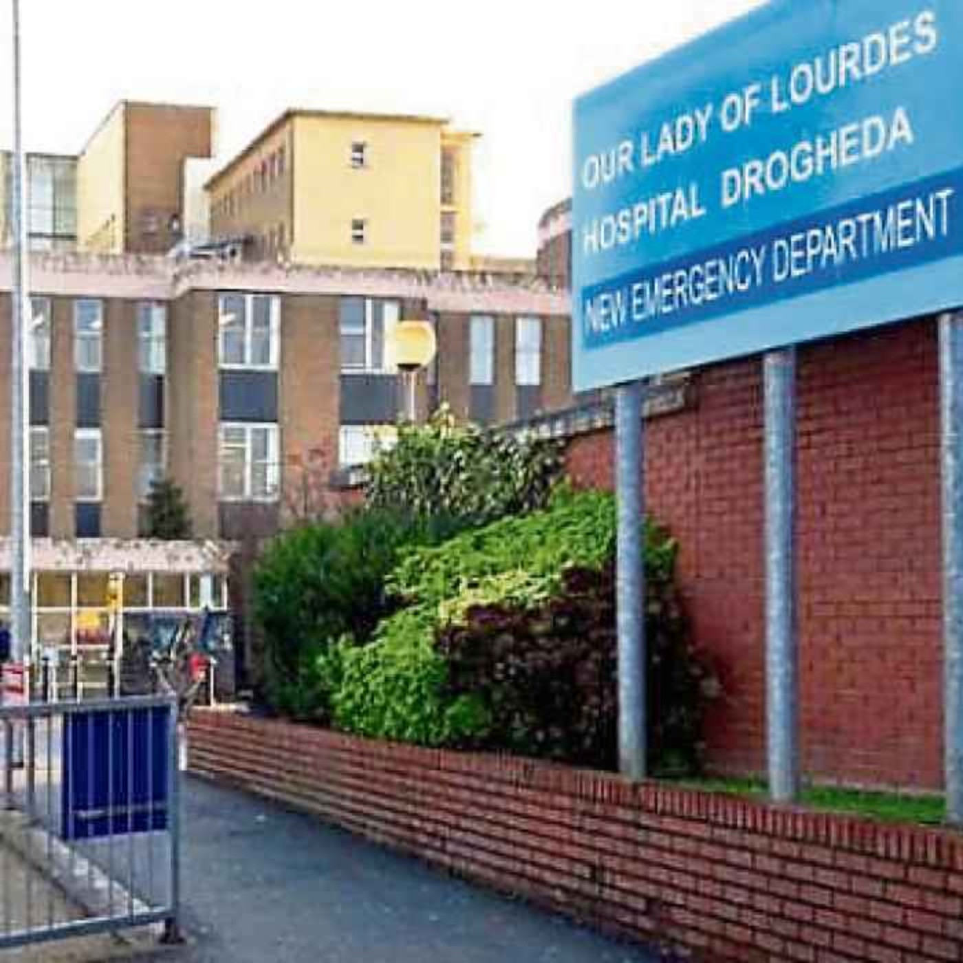 Minister for Health Says Drogheda Hospital "Leading the Way" in Combatting Overcrowding Issues - 07/05/2026 episode artwork