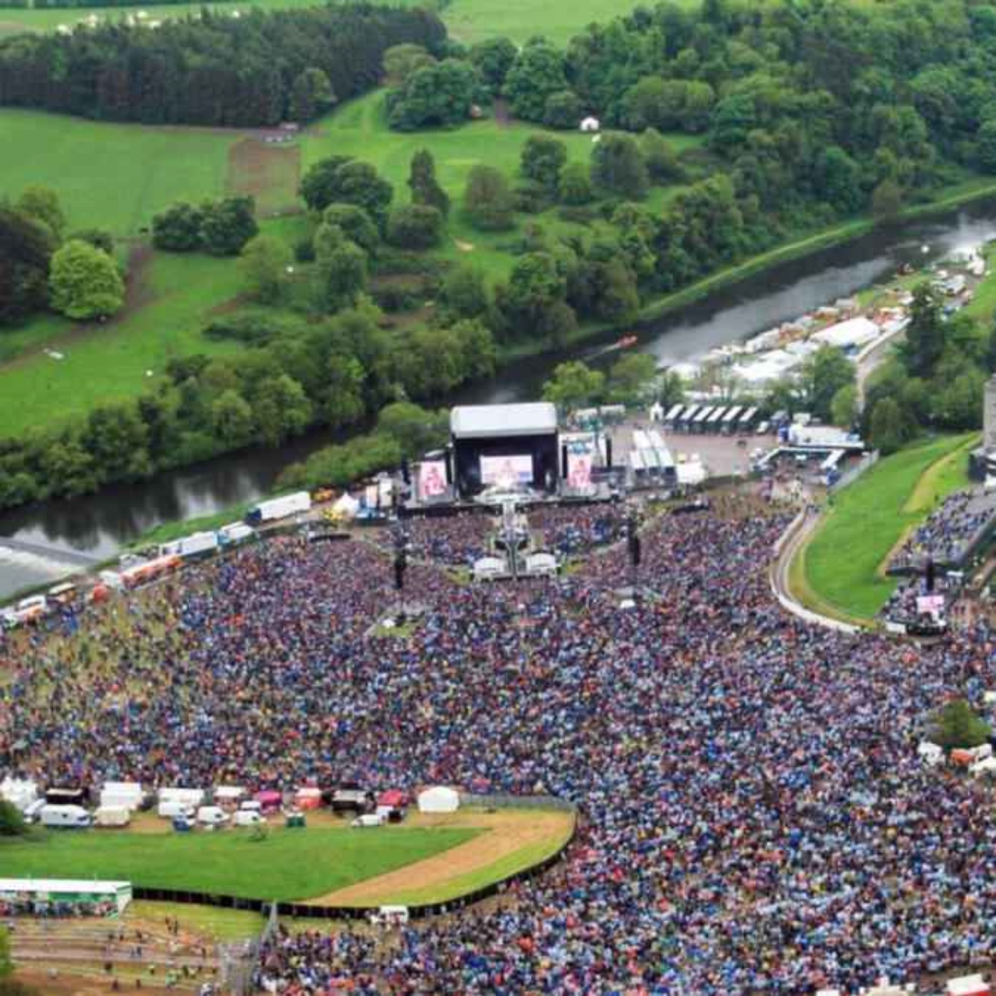 Slane Farmer & Local Rep Fears Disruption & Chaos Next Weekend During Luke Combs Concerts - 10/07/2026 episode artwork
