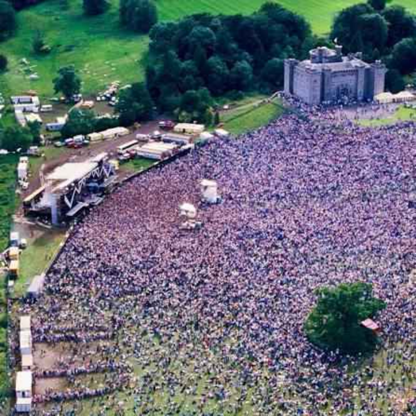 Slane Locals Ready and "Buzzing" for Luke Combs Takeover This Weekend - 17/07/2026 episode artwork