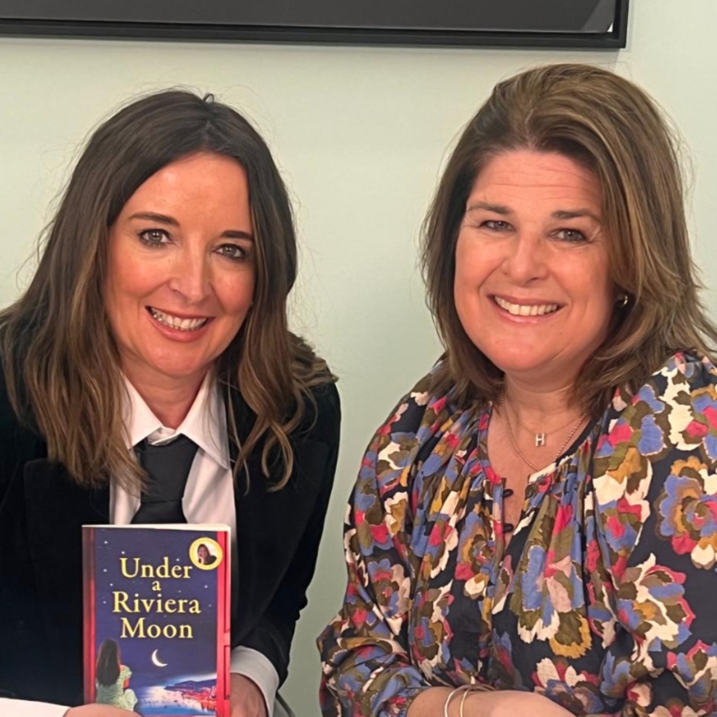 Helen McGinn: Wearing Make Up Encourages Me To Use Colour episode artwork