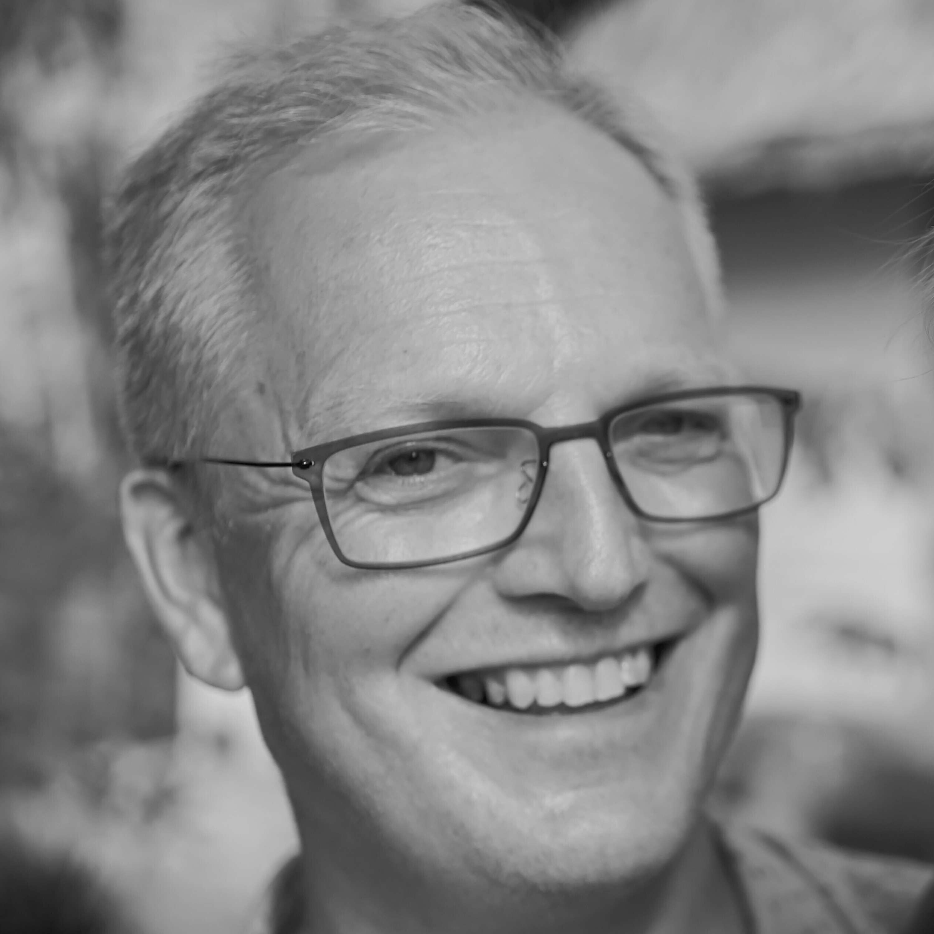 -Store kontrastar med sorg og glede
