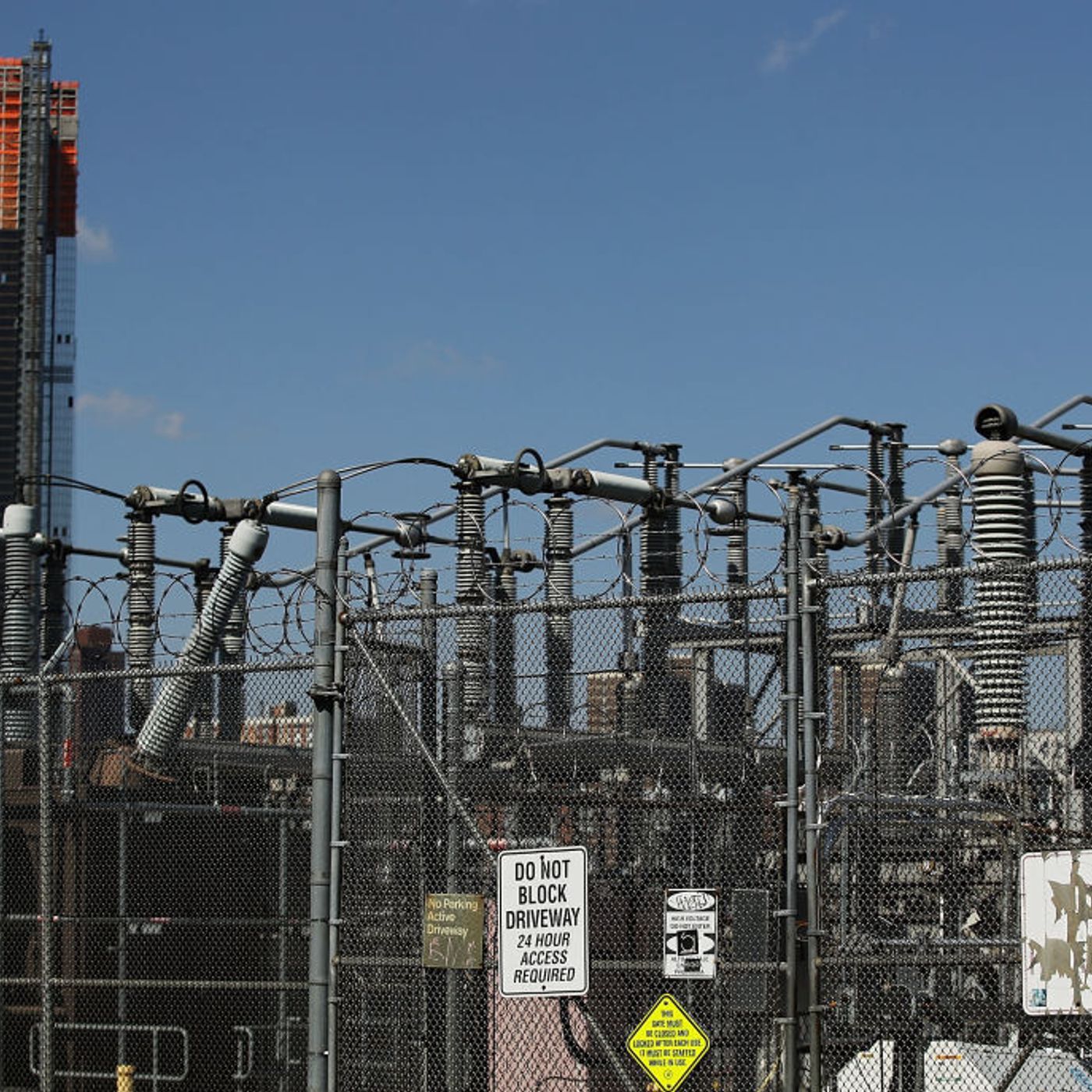 Americano: power, politics and the grid