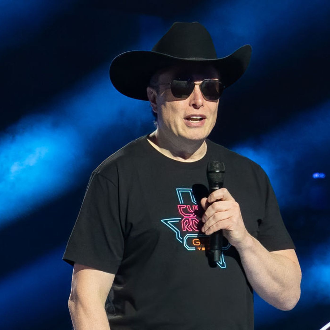 Americano: Could Elon Musk save Twitter?