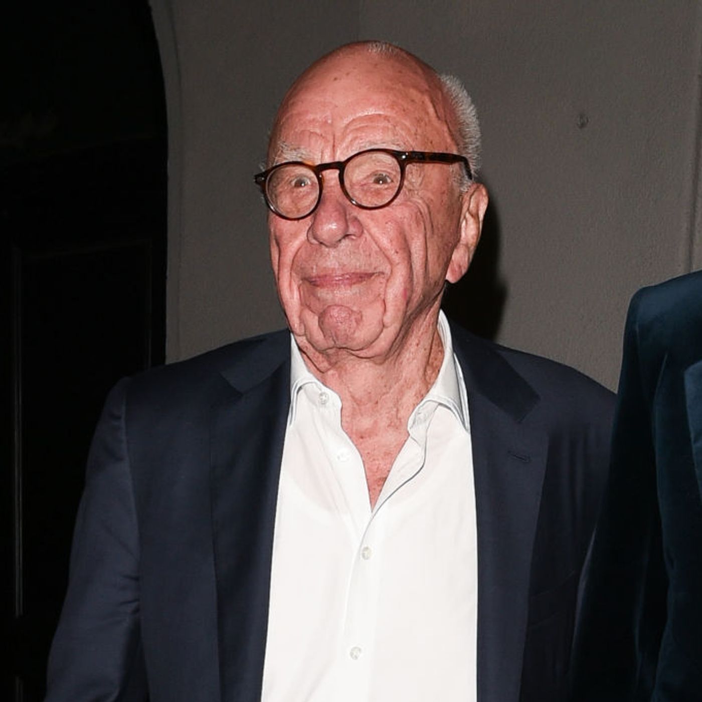 Why did Murdoch take so long to settle?