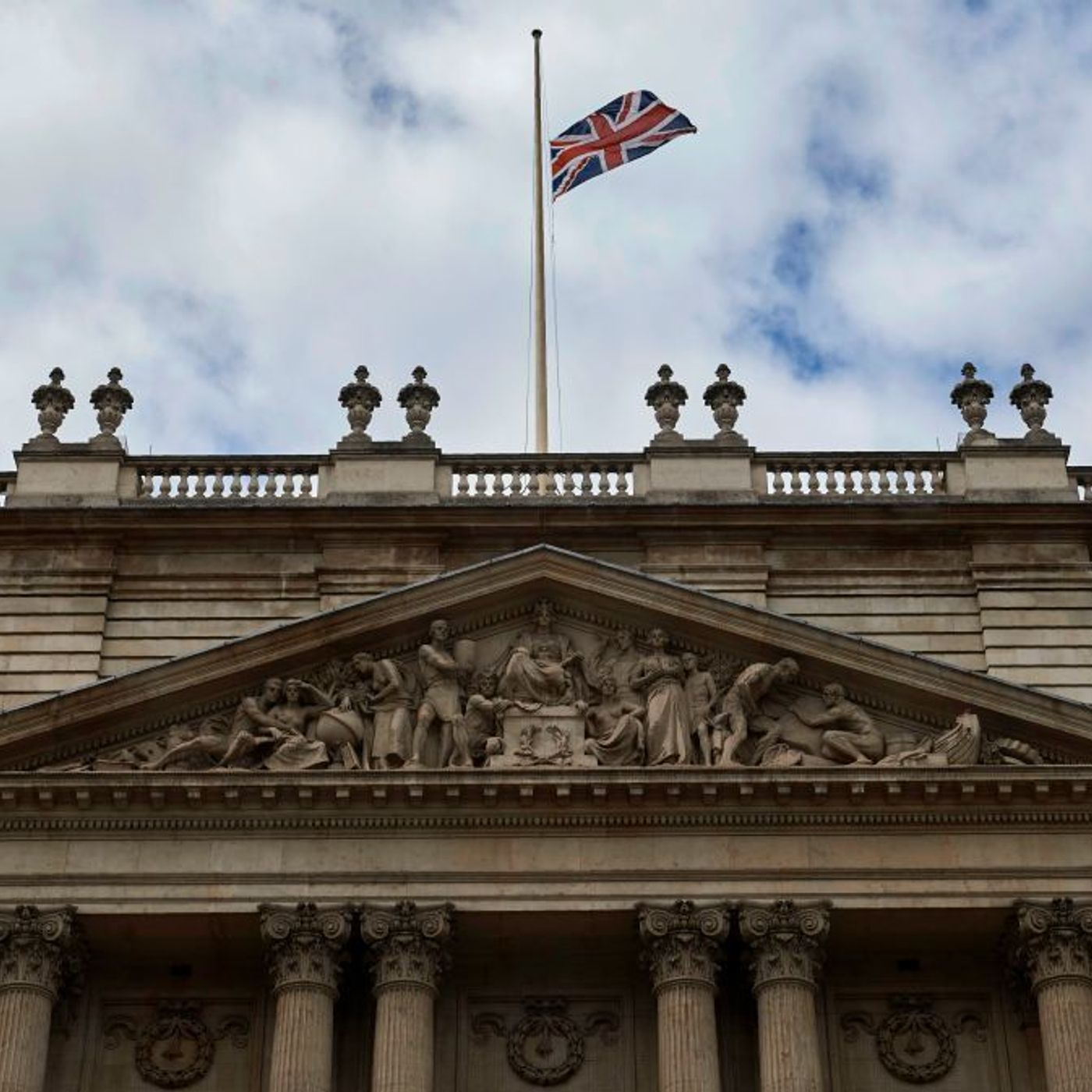 Coffee House Shots: Is No 10 going to war against the civil service?