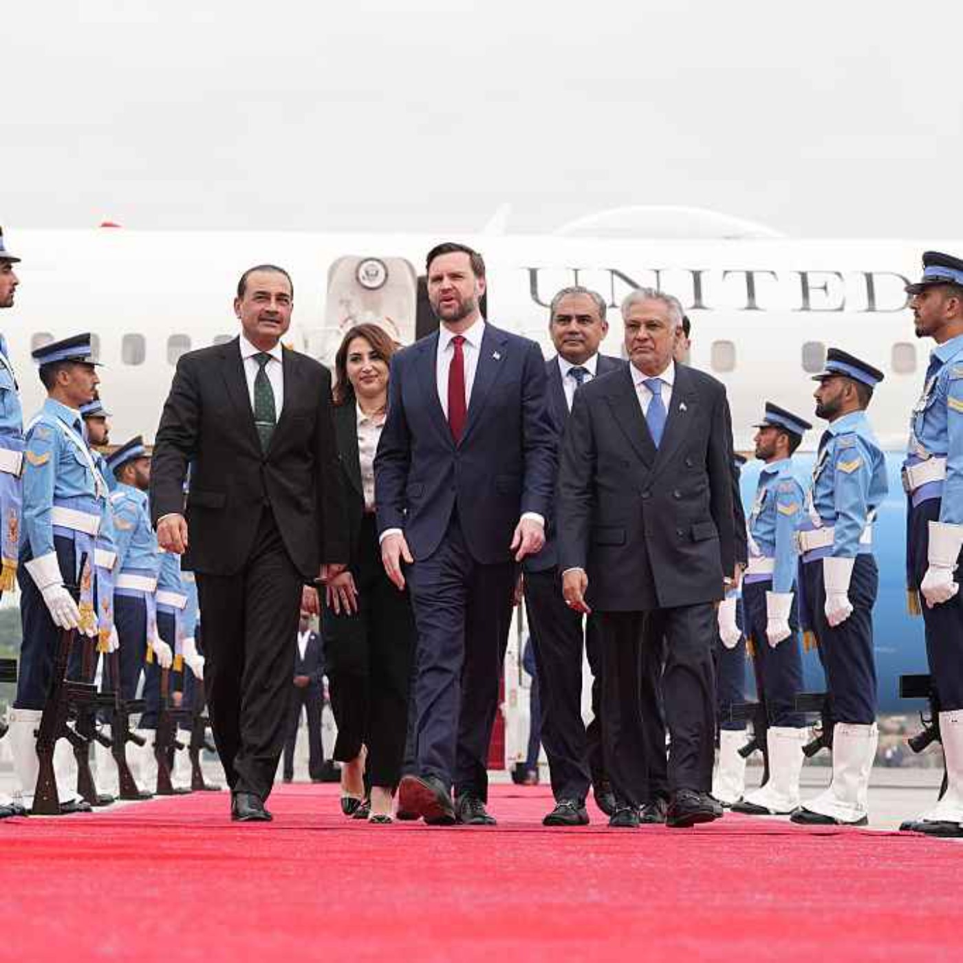 Isabel Hardman's Sunday Roundup - 12/04/2026