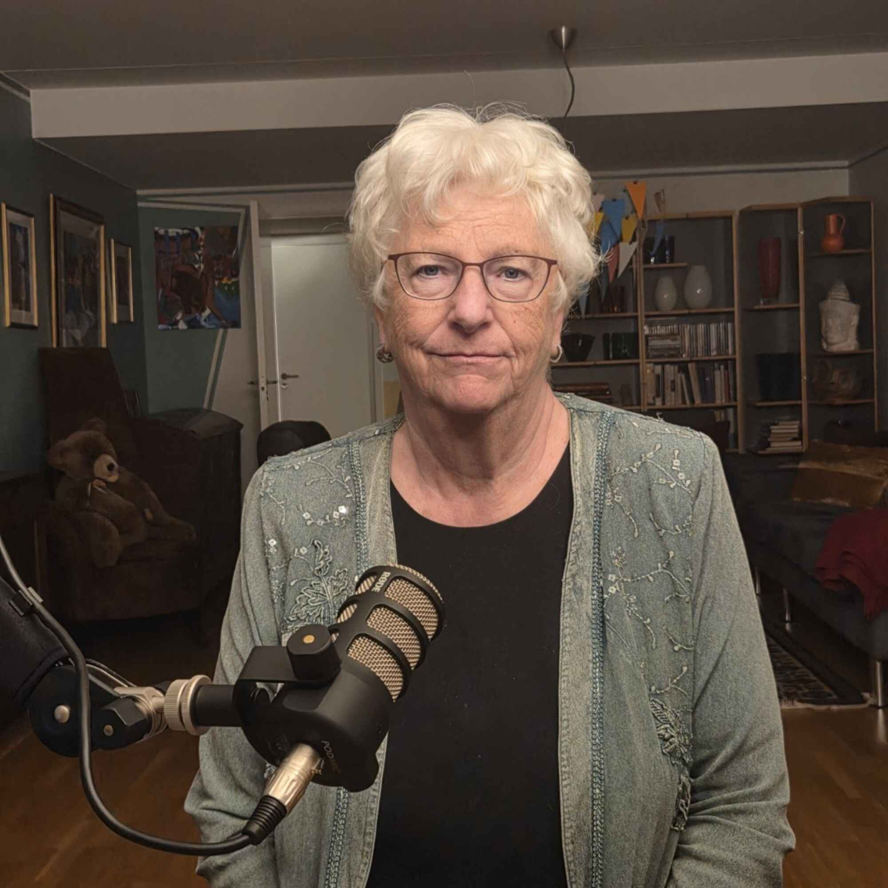 #013: 53 år med tung pykiatri, med Randi Rosenqvist episode artwork