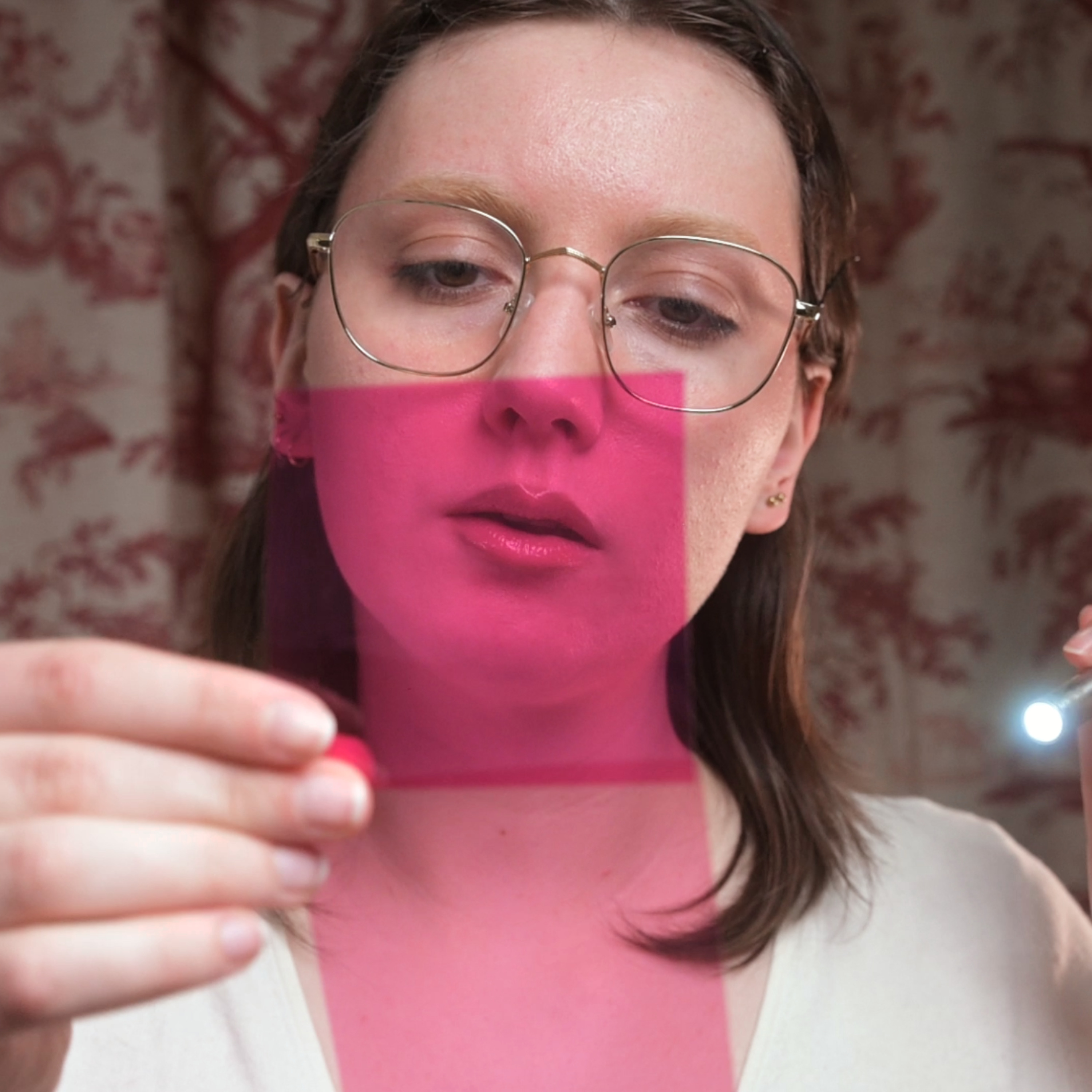 Asmr - Examen des yeux et jeux de couleurs [Avec pluie en fond]