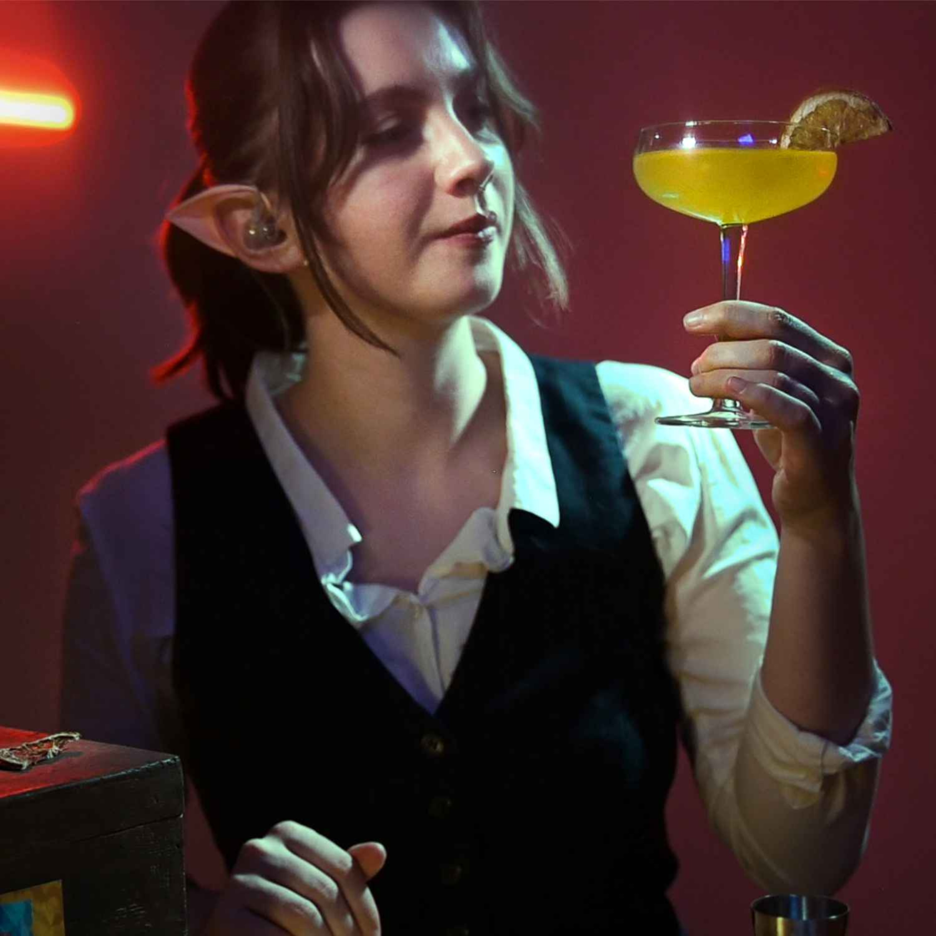 Asmr - Le barman elfique - Au shaker ou à la cuillère ?