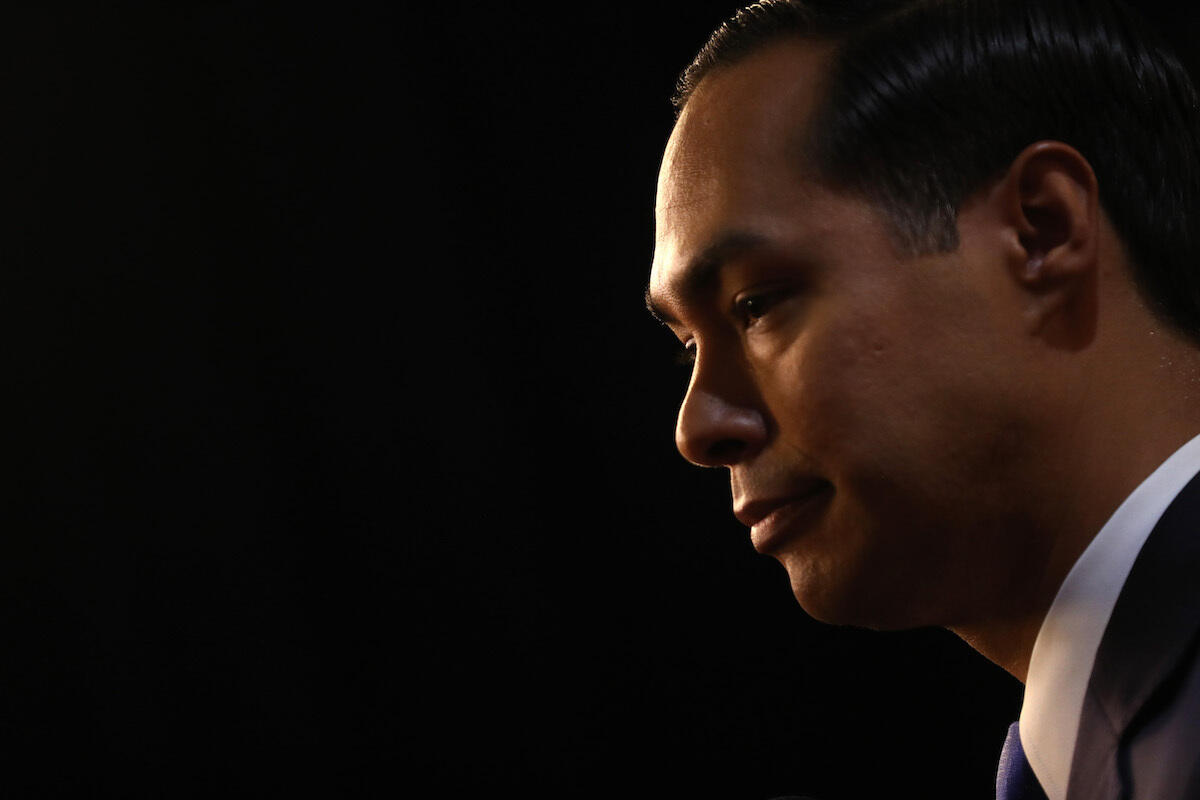 Thumbnail for "262: The Urgency of Julián Castro". Thumbnail for "262: The Urgency of Julián Castro".