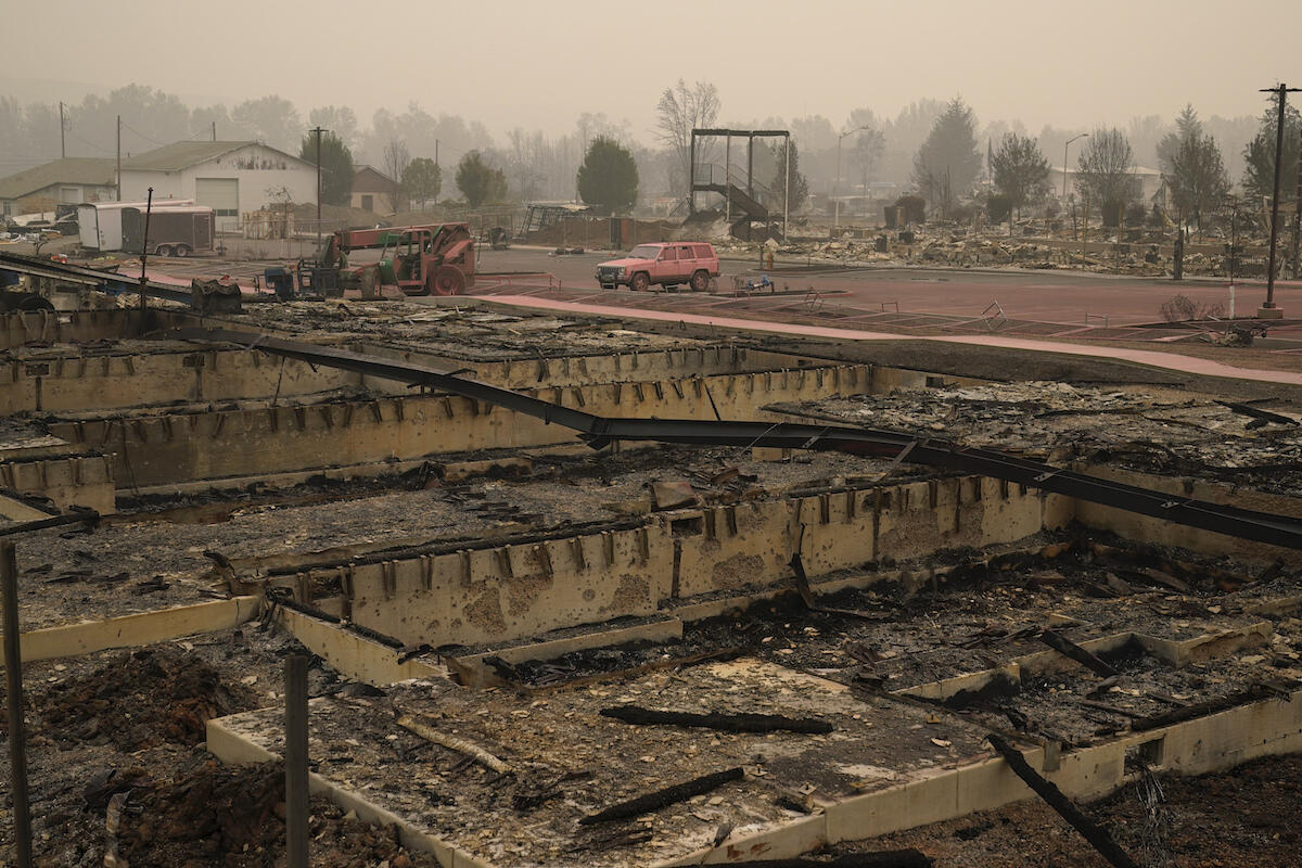 Thumbnail for "The Oregon Fires". Thumbnail for "The Oregon Fires".