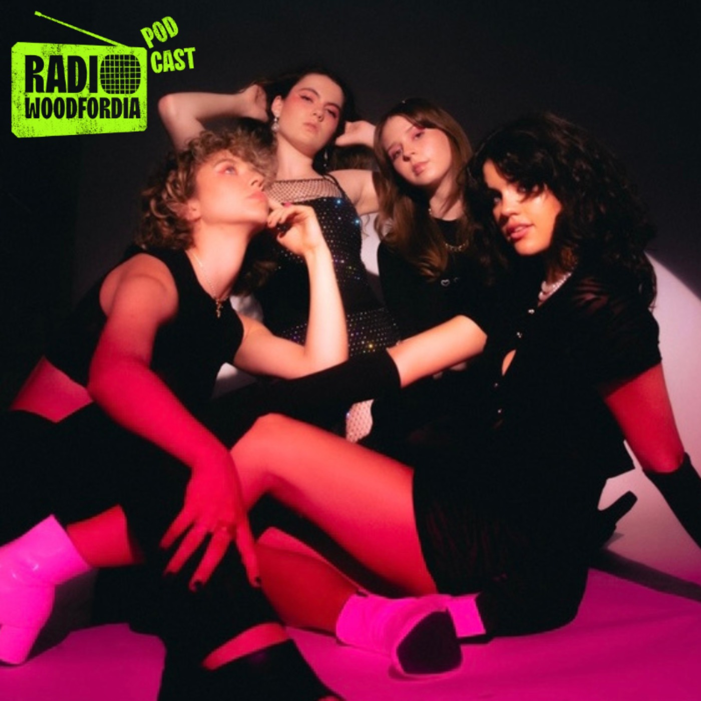 Dizzy Days Loves Festivals, Disco and Dancing with Fans