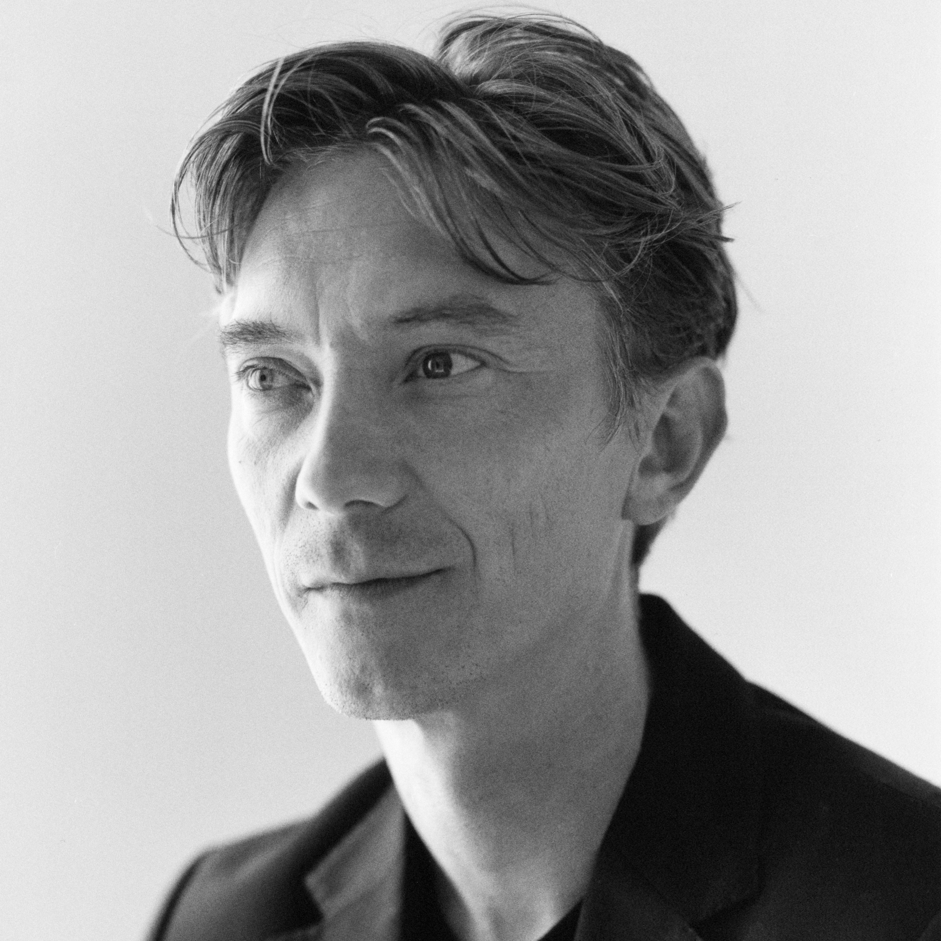 #179 Swann Arlaud, acteur : « Cette société de consommation m’épuise. J’ai le bonheur de parfois jouer des personnages qui ont des costumes, dont je rachète une partie »