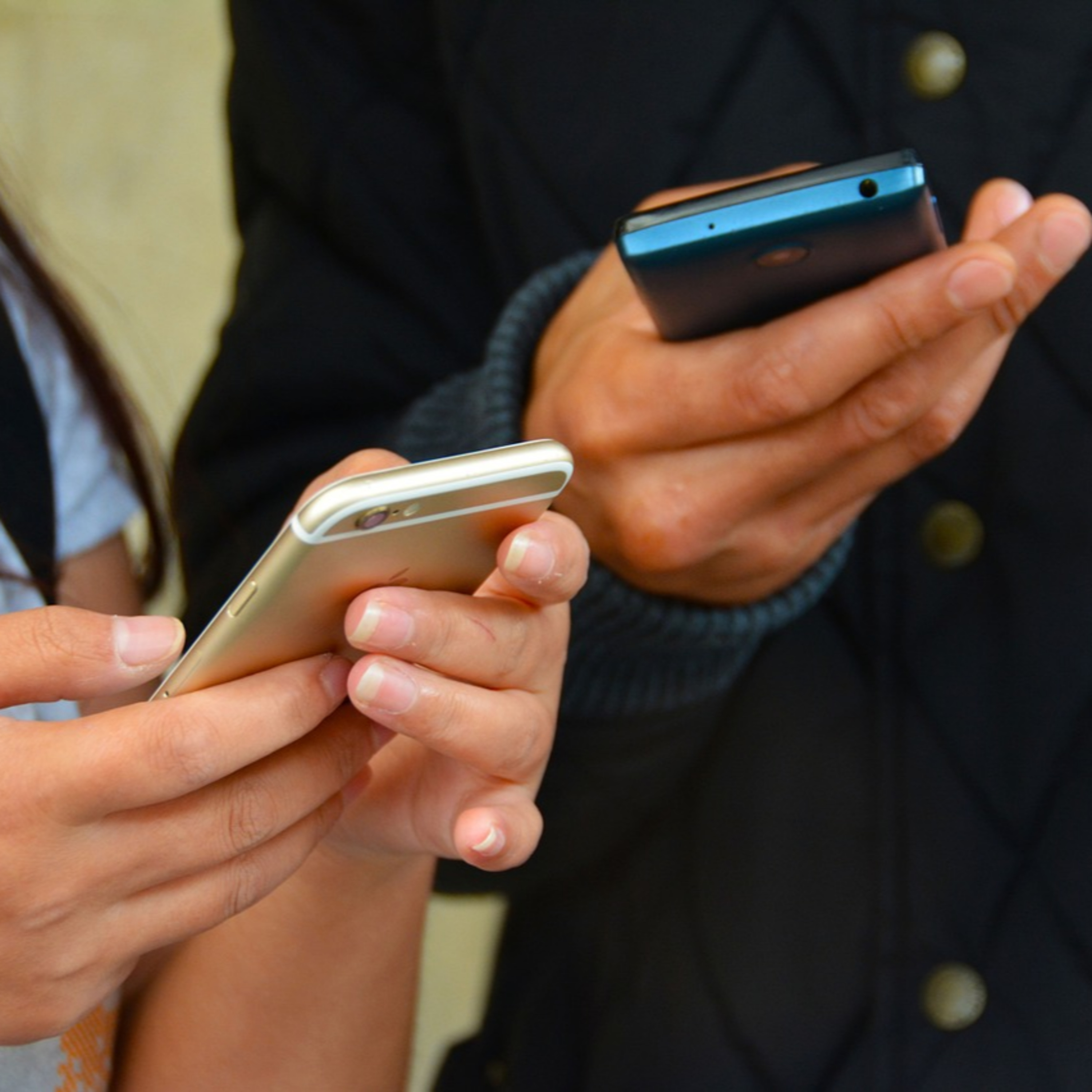 Textually Speaking… (Textationships and Text Etiquette) Suzie The Dating Diva