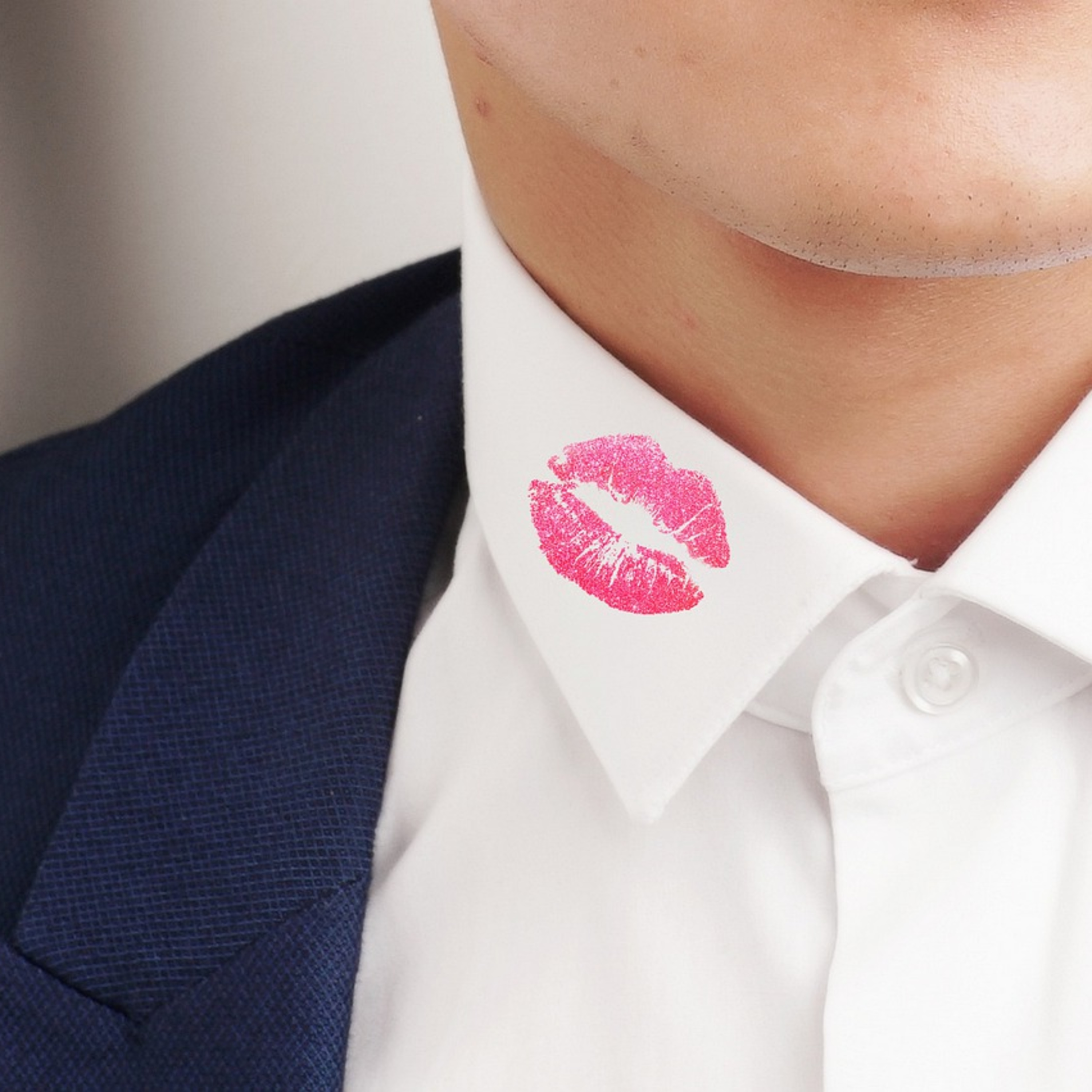 Do I Tell His Side Piece He's Cheating On Me With Her And Her With Me?