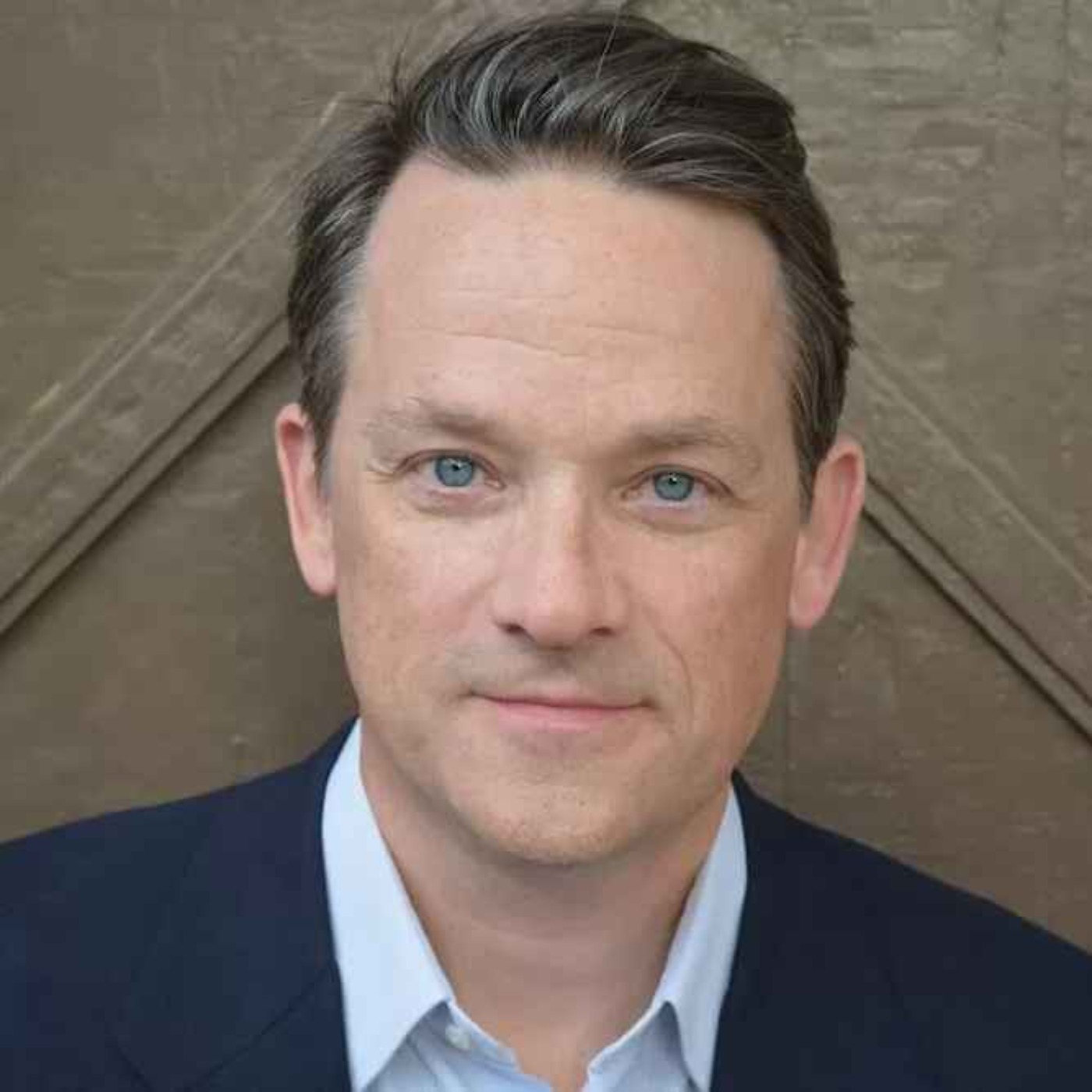 How Great Teams Leverage Tension as a Source of Innovation: Daniel Coyle (Replay)