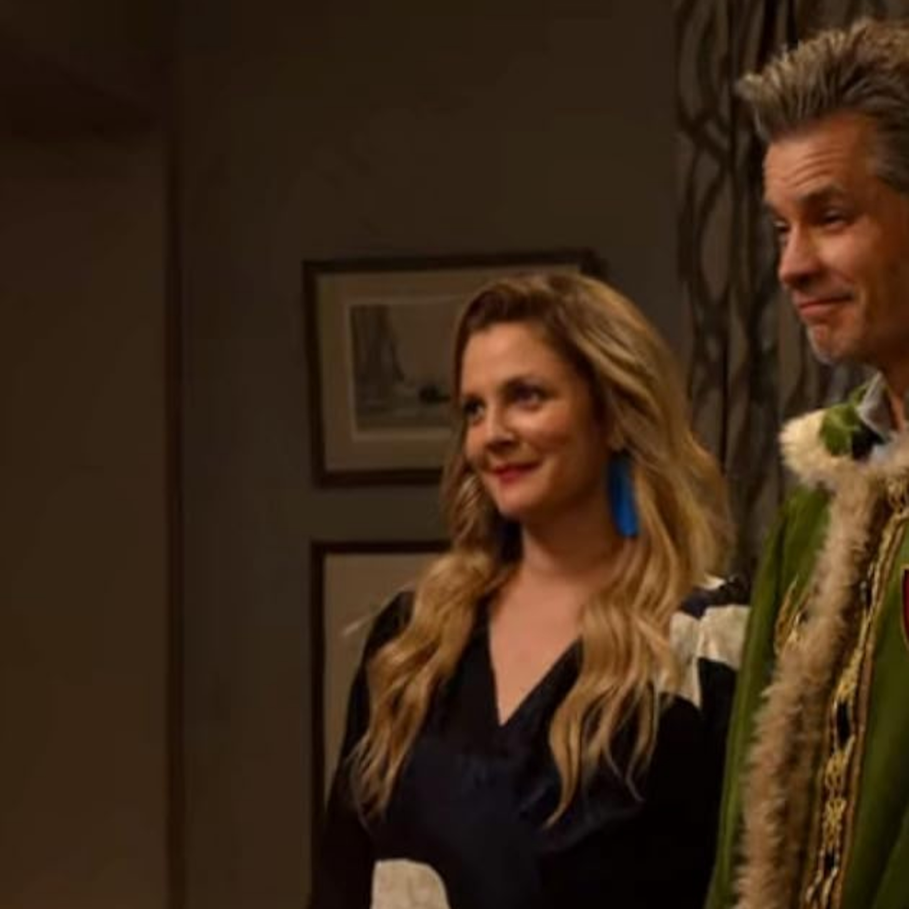 101 - S08 EP10 - Santa Clarita Diet S03 Ep8-10 episode artwork