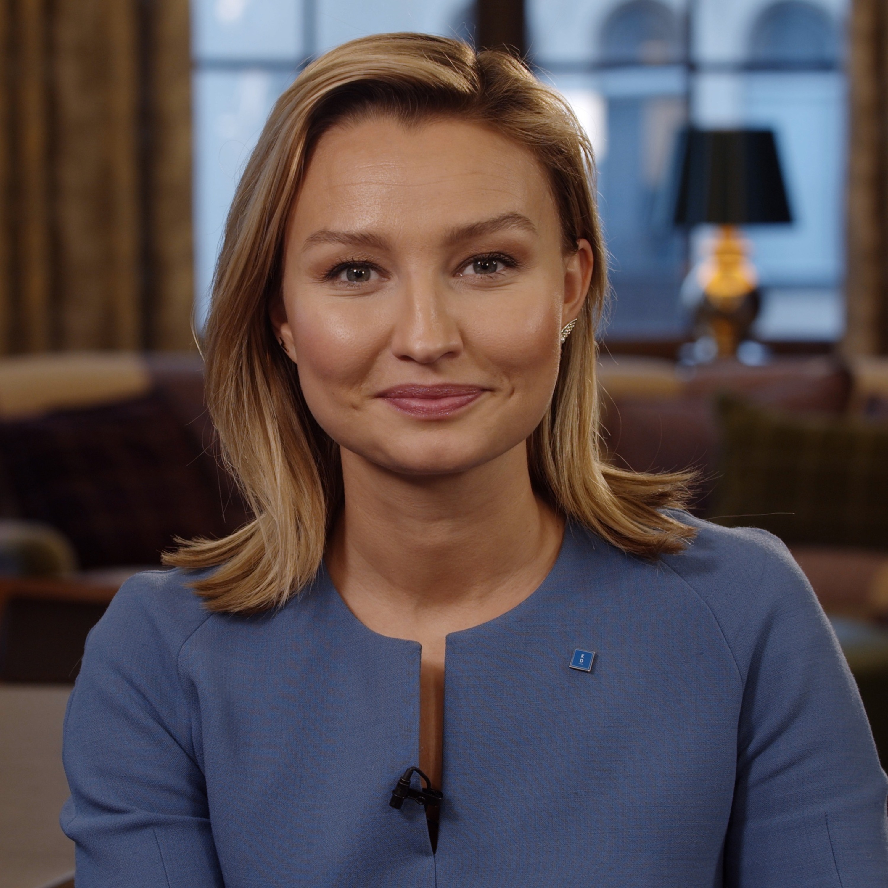 Podcastbild: 102. Studio Axess 2020 – Ebba Busch Thor – ”Verklighetens folk gör come back”