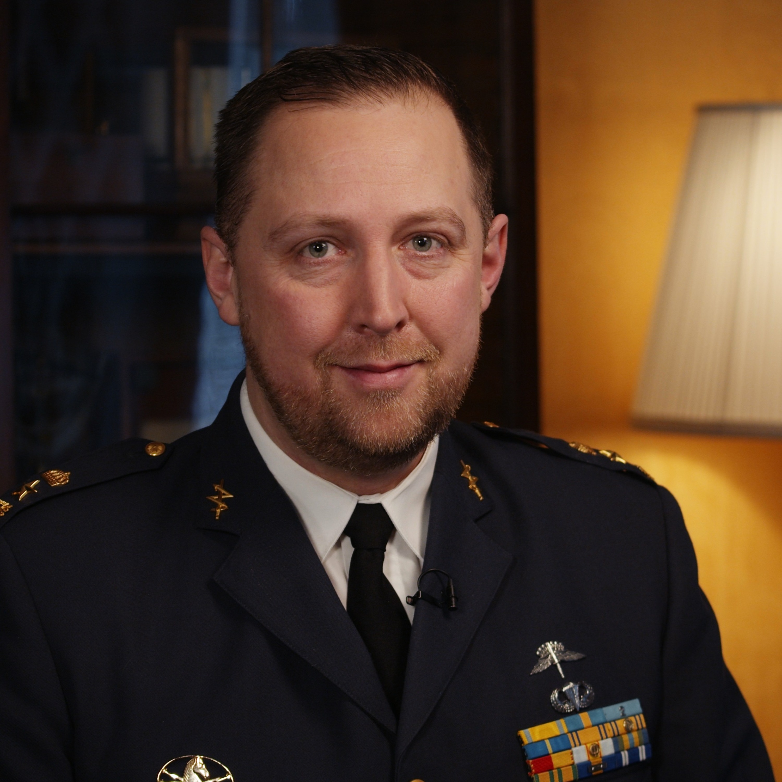 Podcastbild: 6. Förklara din forskning 2020 – Ledarskap under press