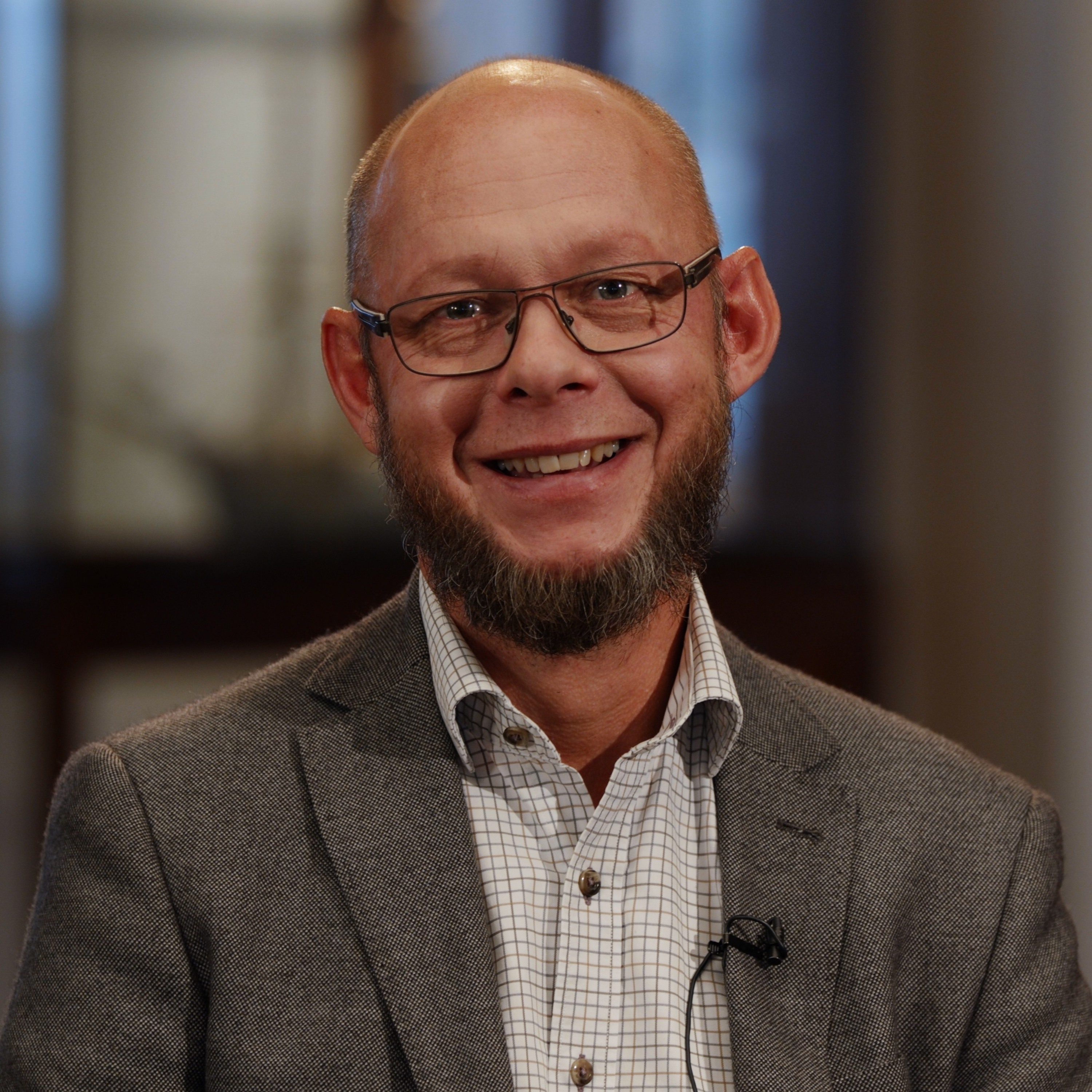 Podcastbild: 49. Luthersson läser världslitteraturen 2019 – Om Vilgot Sjöman med Anders Åberg