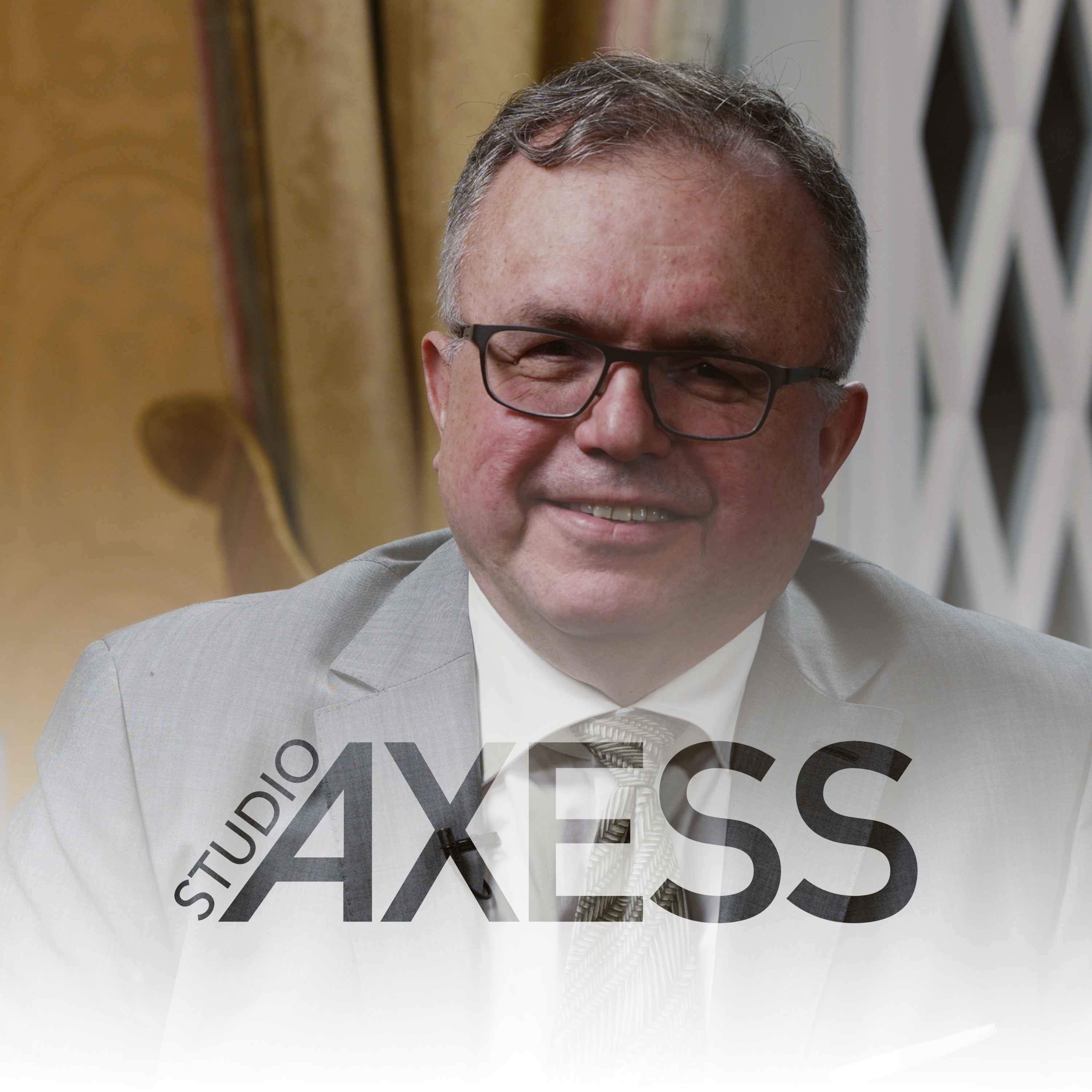 Podcastbild: 158. Studio Axess 2024 – Thomas Gür – Stjärnsmäll för Turkiets starke man