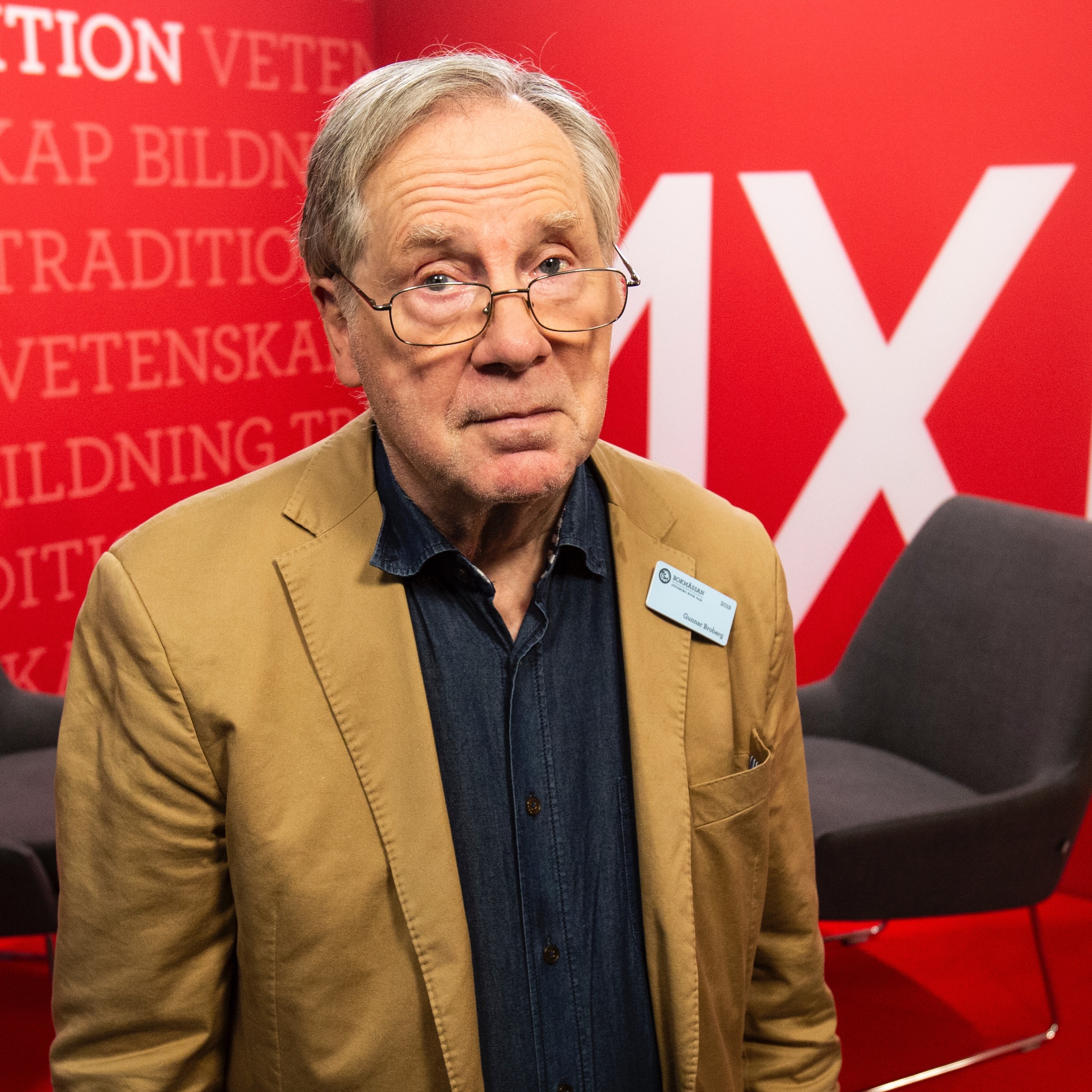 Podcastbild: 19. Veckans bok 2019 – Mannen som ordnade naturen. En biografi över Carl von Linné