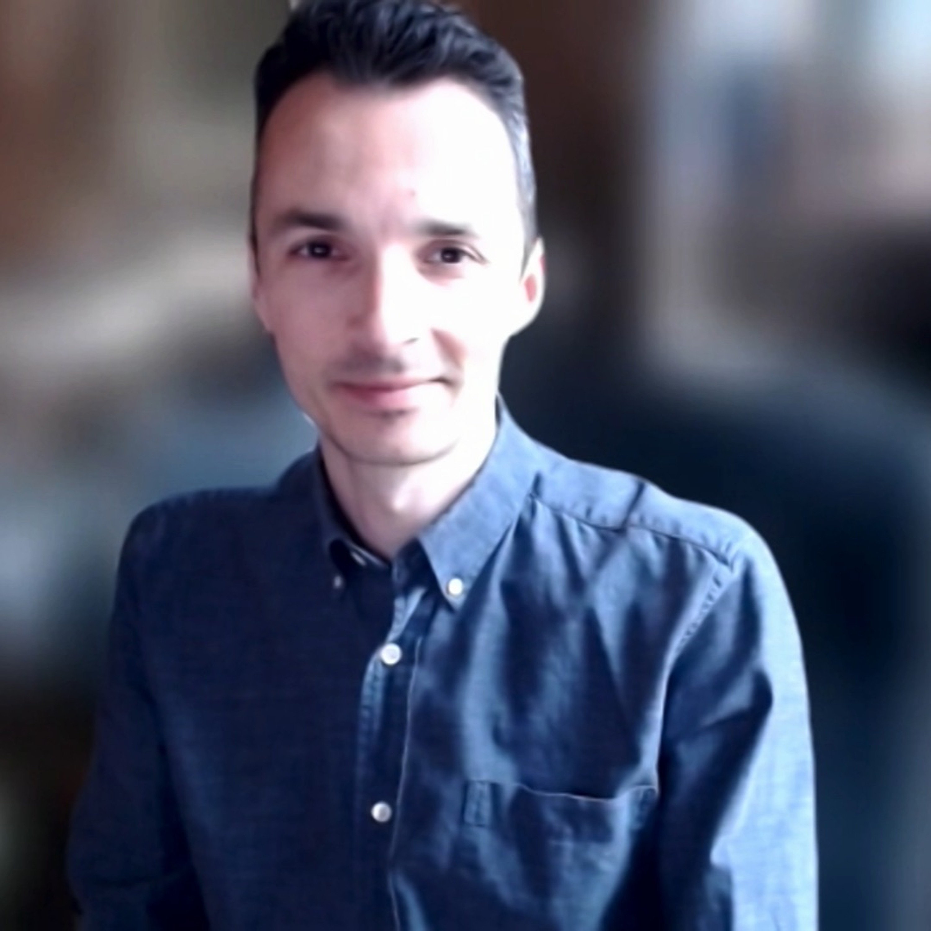 Podcastbild: 133. Studio Axess 2022 – Adam Cwejman – Efter invasionen. Polen och Ungern går vitt skilda vägar