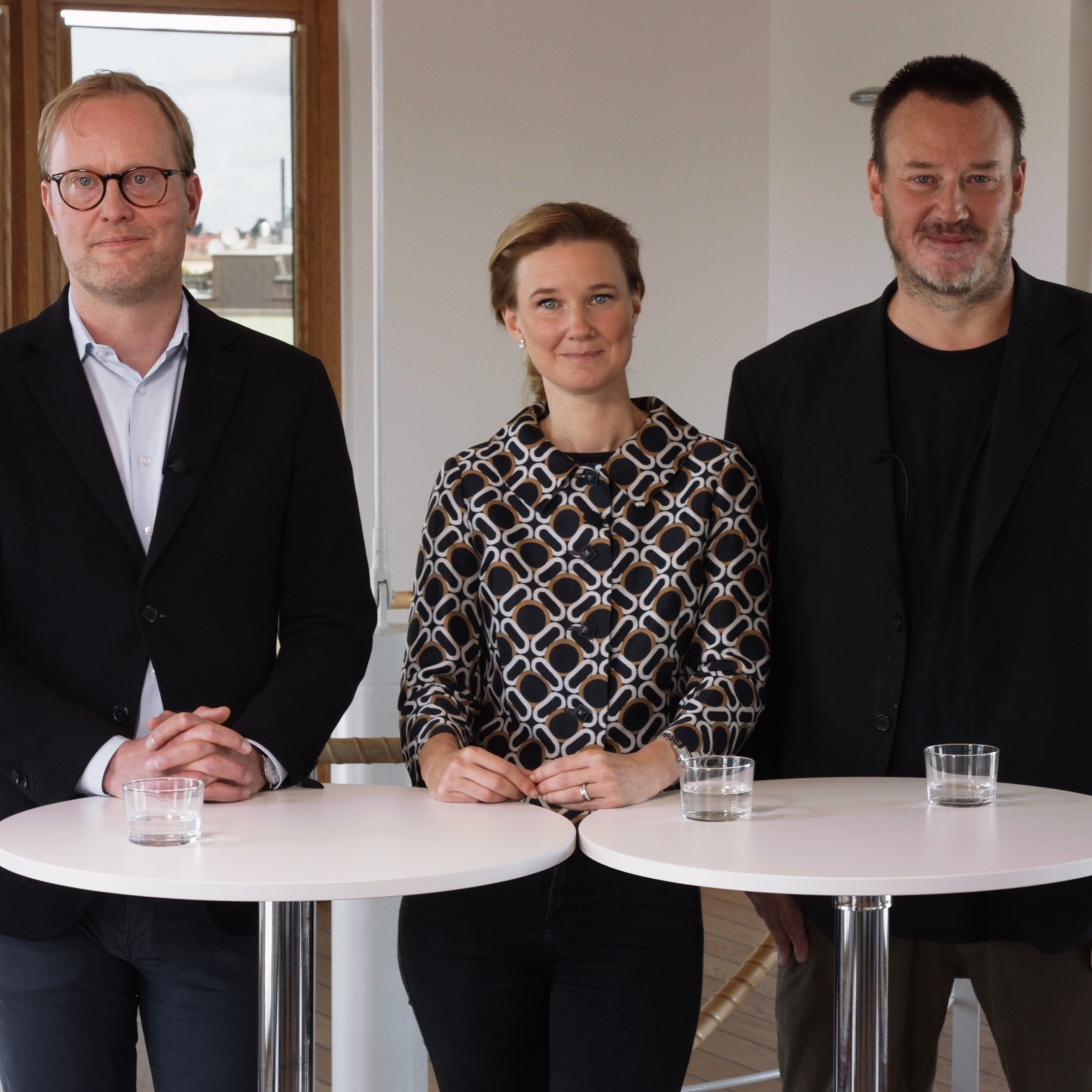 Podcastbild: 7. Panelen 2019 – ny regering, återvandring och minskat läsande bland unga