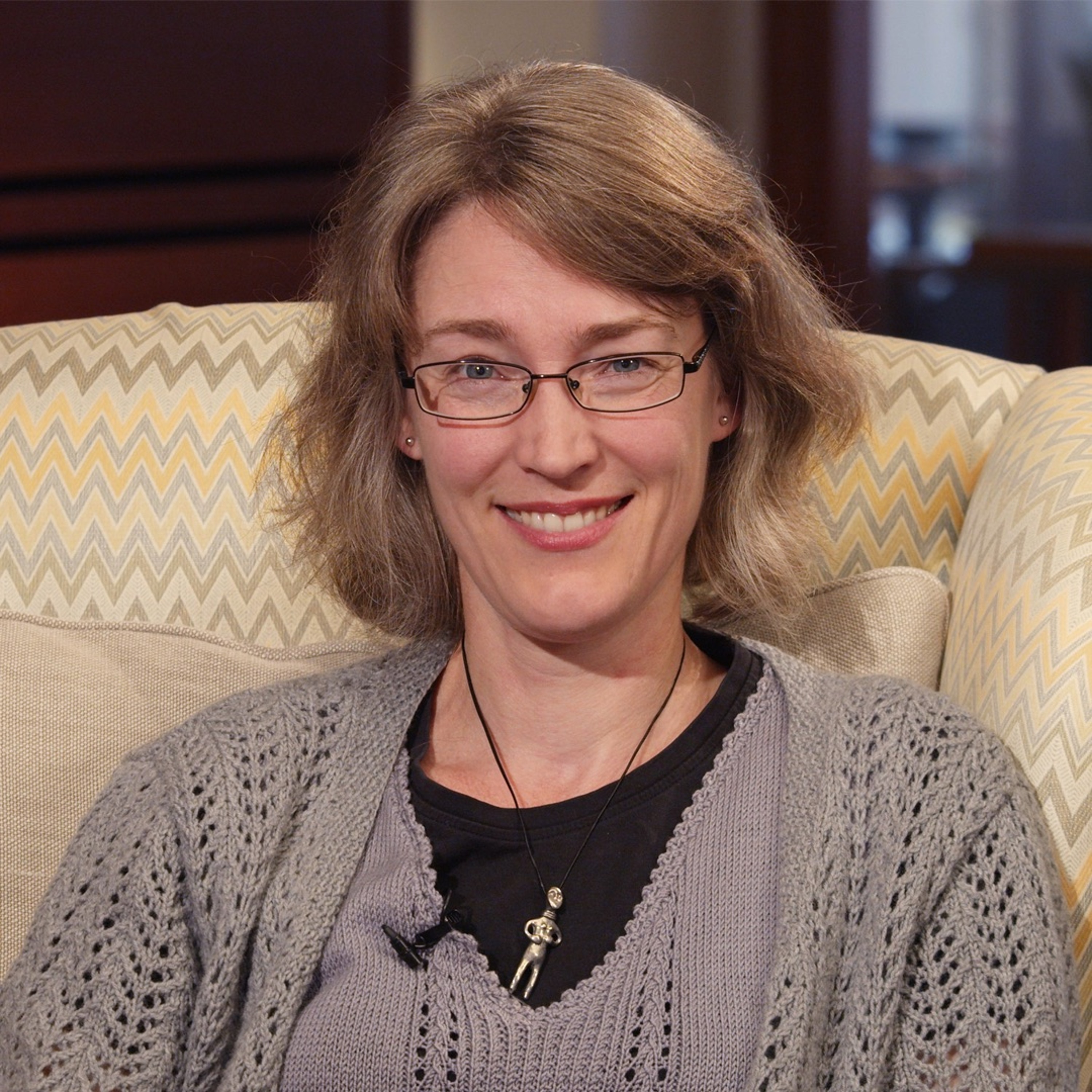 Podcastbild: 4. En ny bok 2019 – Drogerna och samhället med Hanna Enefalk