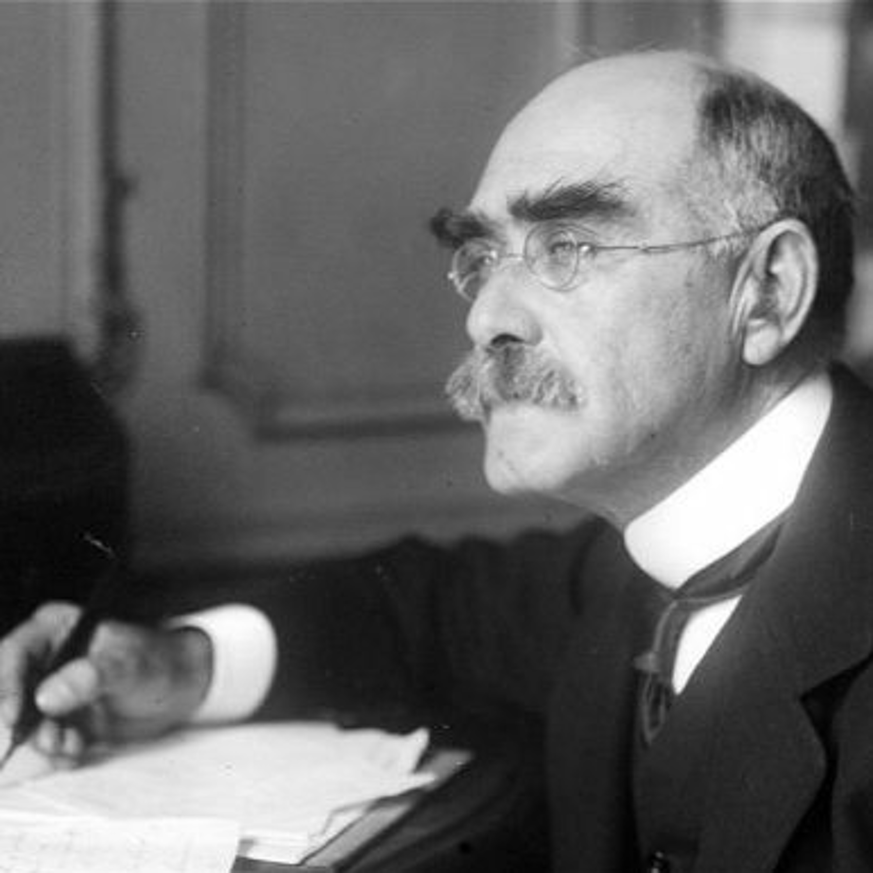 Podcastbild: 14. Luthersson läser världslitteraturen 2014 – Om Kipling med Lars Burman