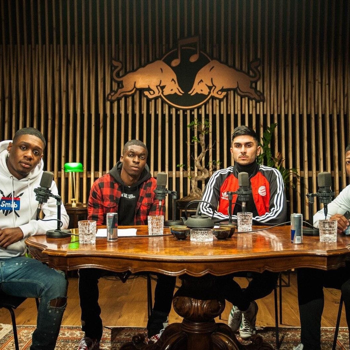 CONVO - Défano, Armin en Yuki