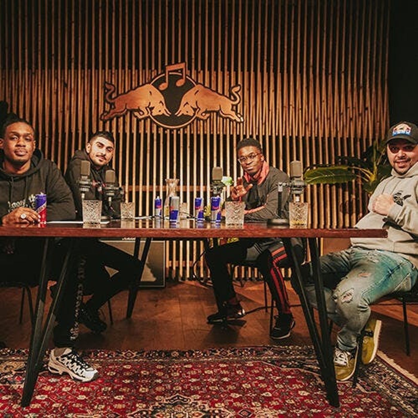 CONVO - Défano, Armin en Yuki